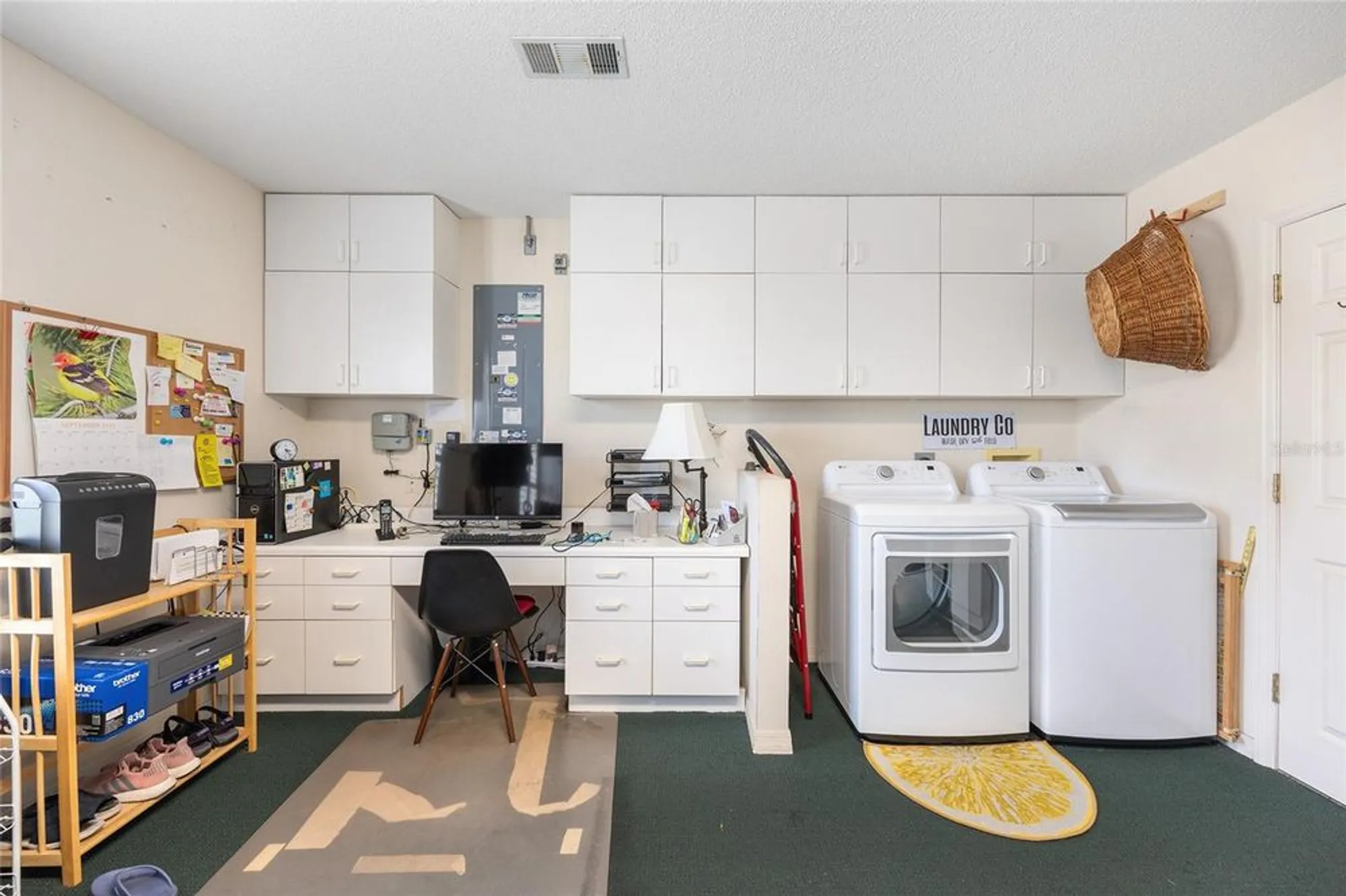 Property Slideshow image 18 of 58 | 1402 conchas dr, The Villages, FL, 32162