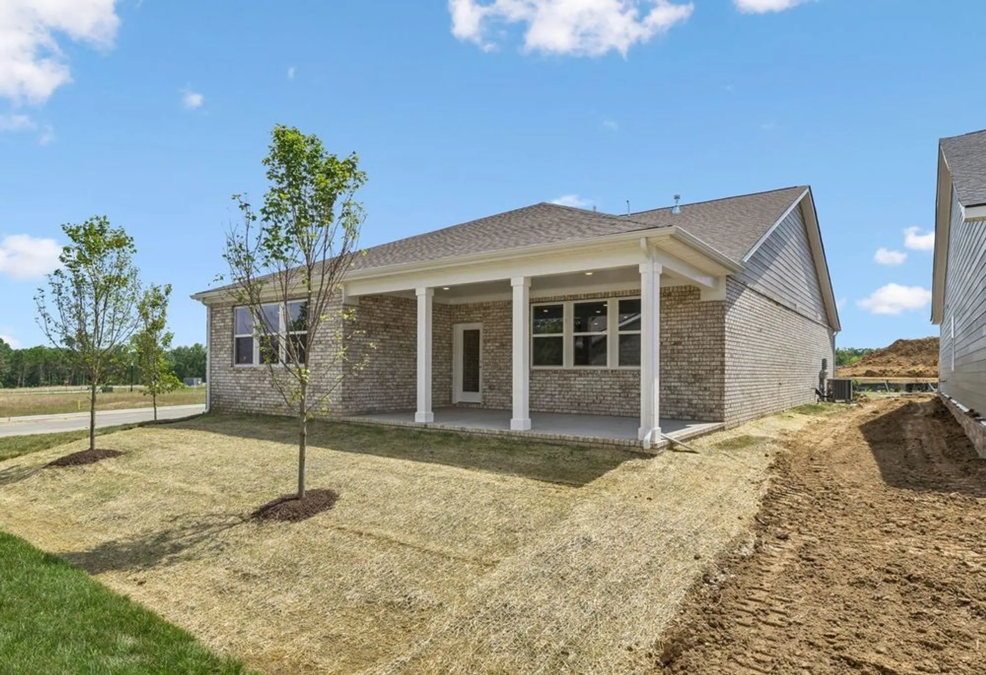 Property Slideshow image 32 of 38 | 344 stonehaus cir, Antioch, TN, 37013