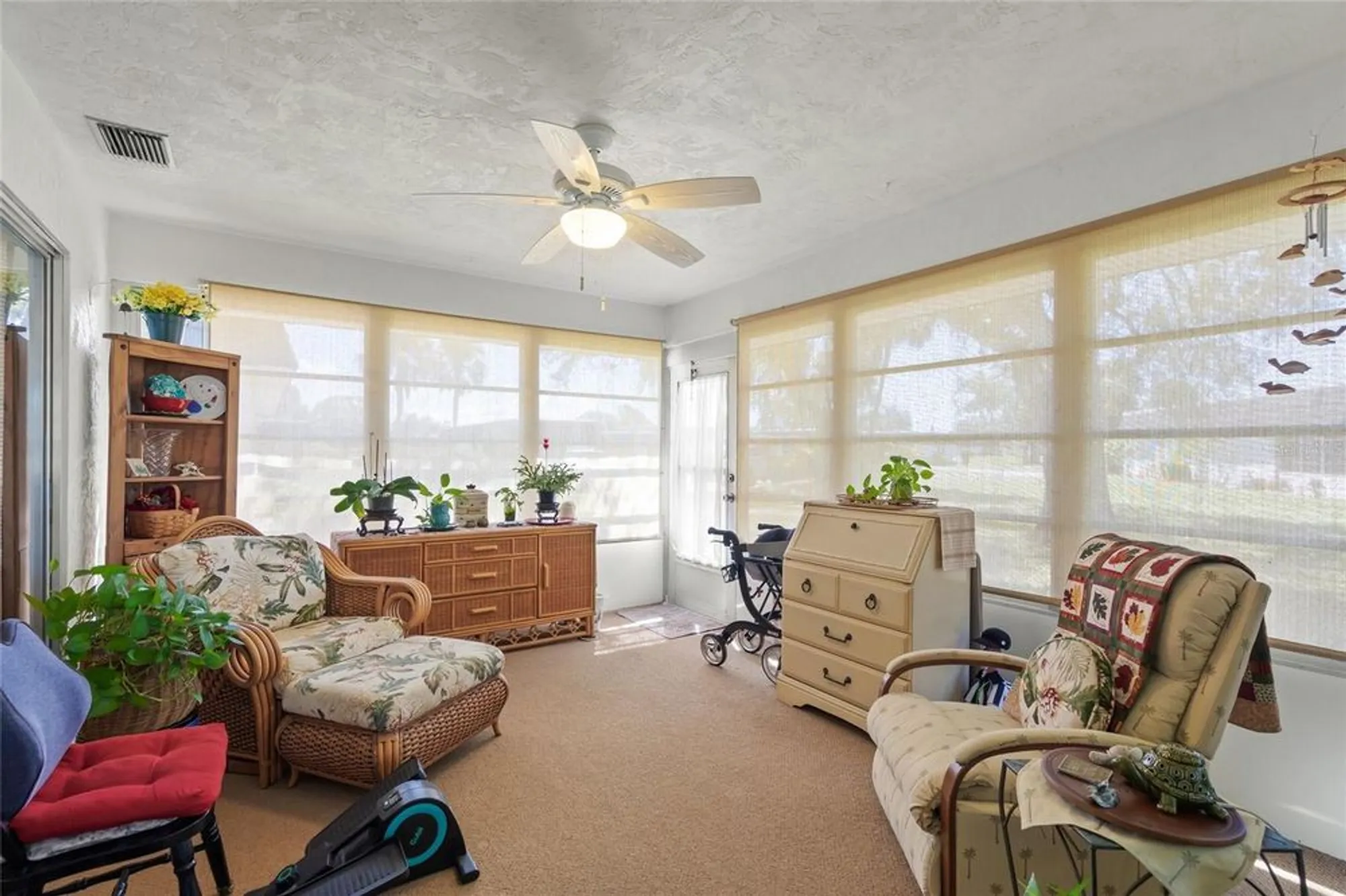 Property Slideshow image 30 of 41 | 1325 glen oaks dr 133, Sarasota, FL, 34232