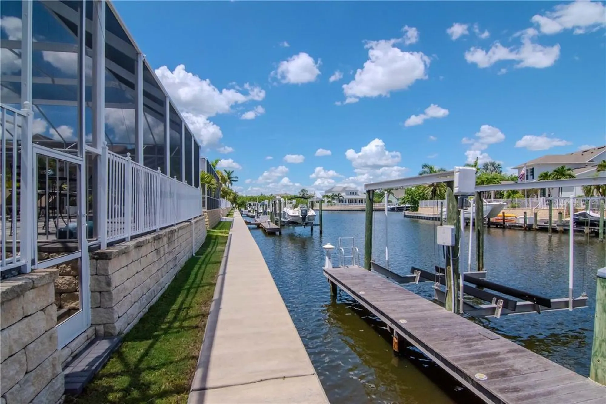 Property Slideshow image 35 of 43 | 5721 sea turtle pl, Apollo Beach, FL, 33572