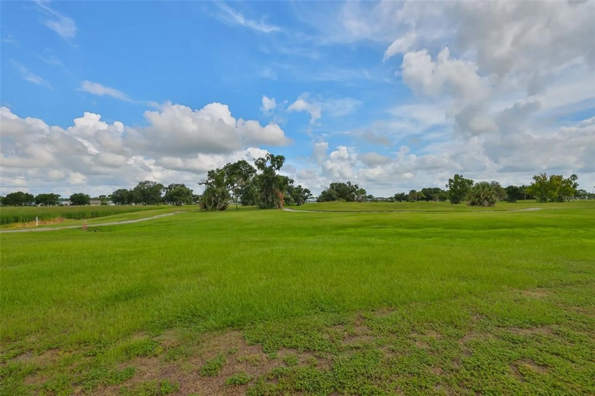 Property Slideshow image 27 of 41 | 823 fox hills dr, Sun City Center, FL, 33573