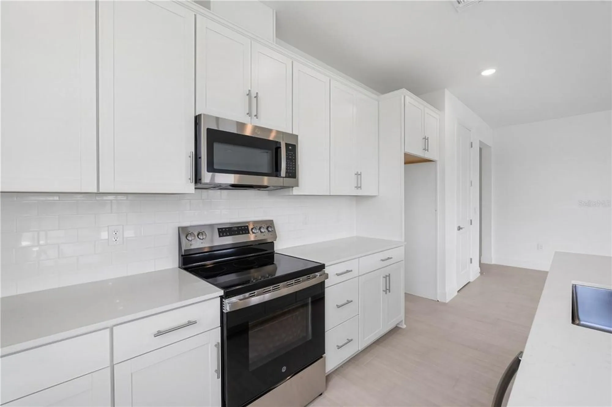 Property Slideshow image 15 of 45 | 9156 players dr, Weeki Wachee, FL, 34613