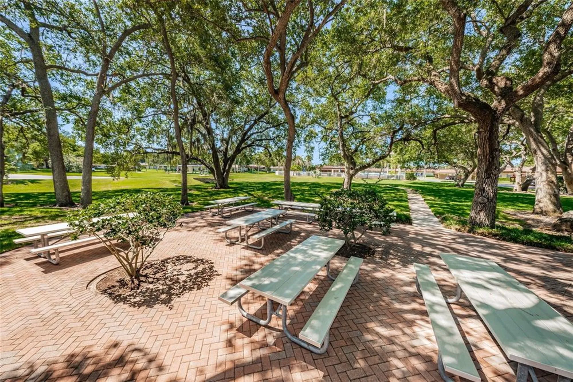 Property Slideshow image 51 of 57 | 1701 pinehurst rd 4f, Dunedin, FL, 34698