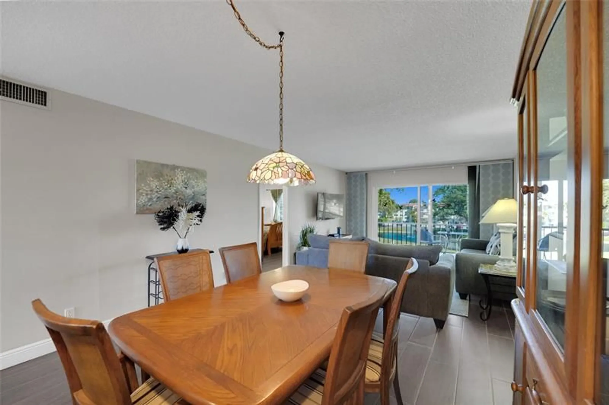 Property Slideshow image 12 of 50 | 8980 s hollybrook blvd 304, Pembroke Pines, FL, 33025