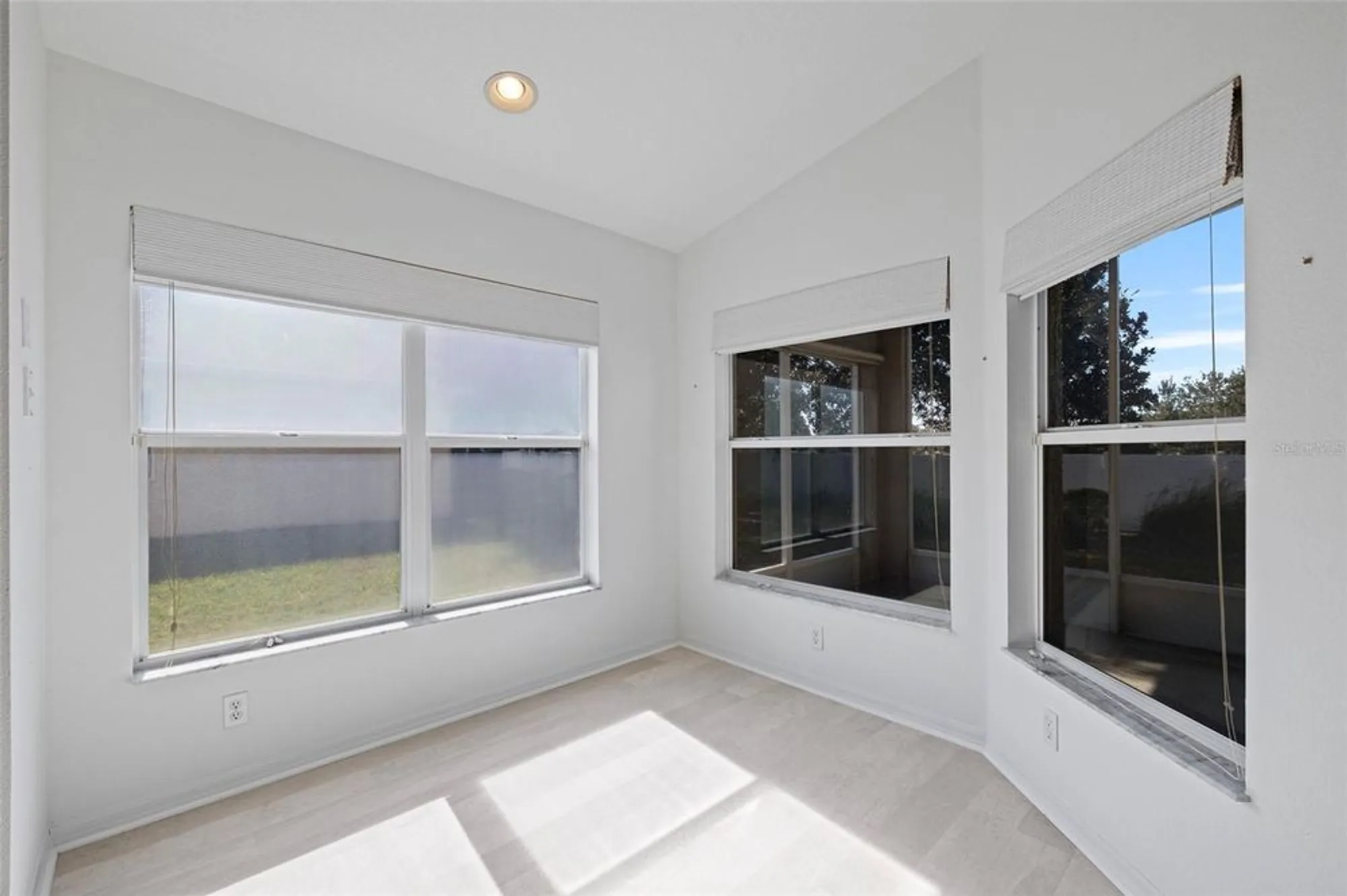 Property Slideshow image 16 of 53 | 1133 mystic ct, Spring Hill, FL, 34609