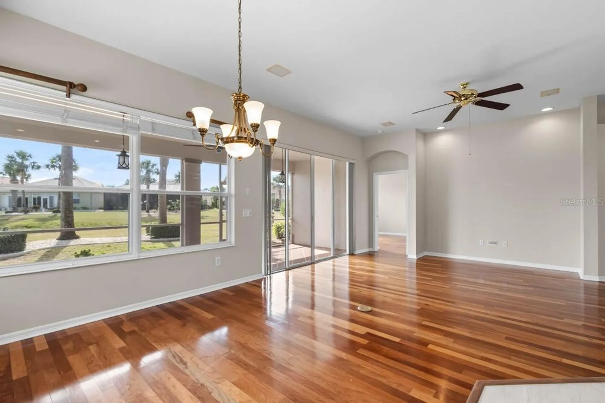 Property Slideshow image 8 of 52 | 1112 jasmine creek ct, Sun City Center, FL, 33573
