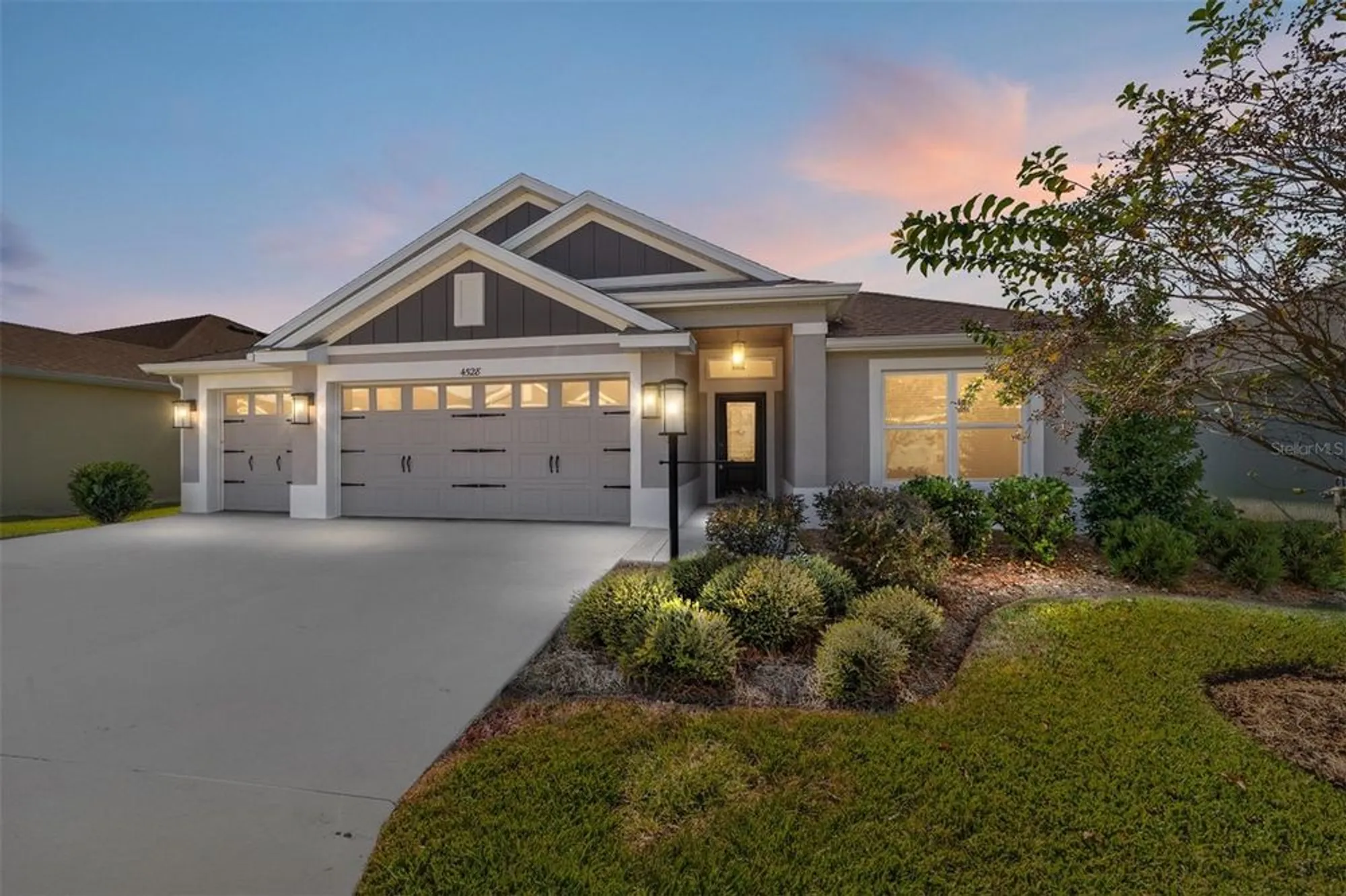 Property Slideshow image 1 of 46 | 4528 hayward path, The Villages, FL, 32163