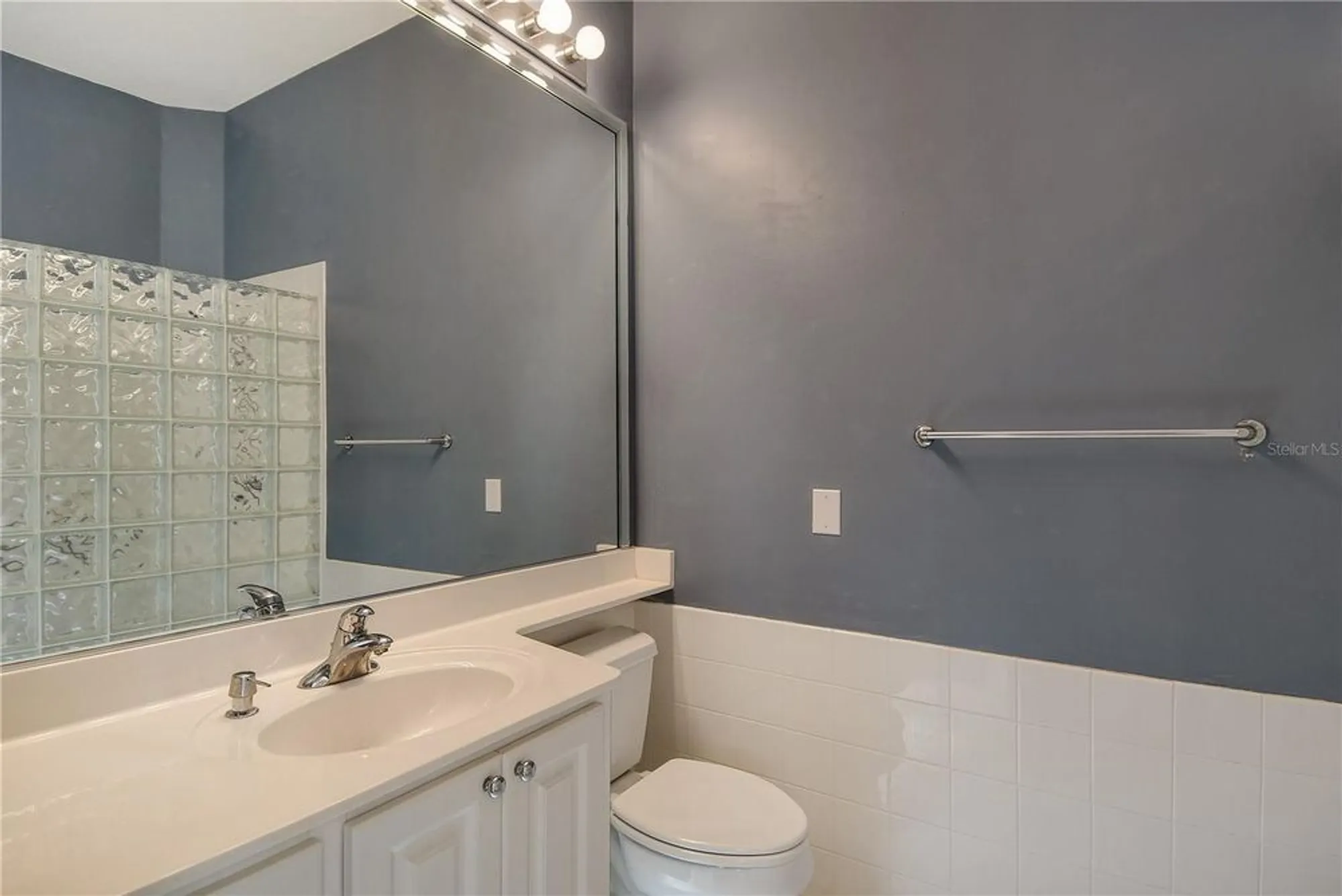 Property Slideshow image 26 of 70 | 5562 octonia pl, Sarasota, FL, 34238