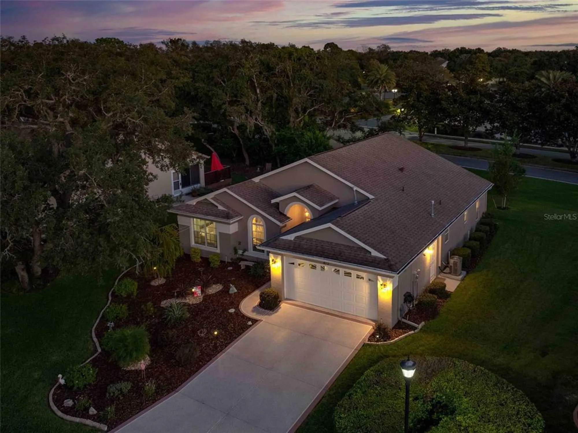 Property Slideshow image 33 of 61 | 412 mistwood ct, Spring Hill, FL, 34609