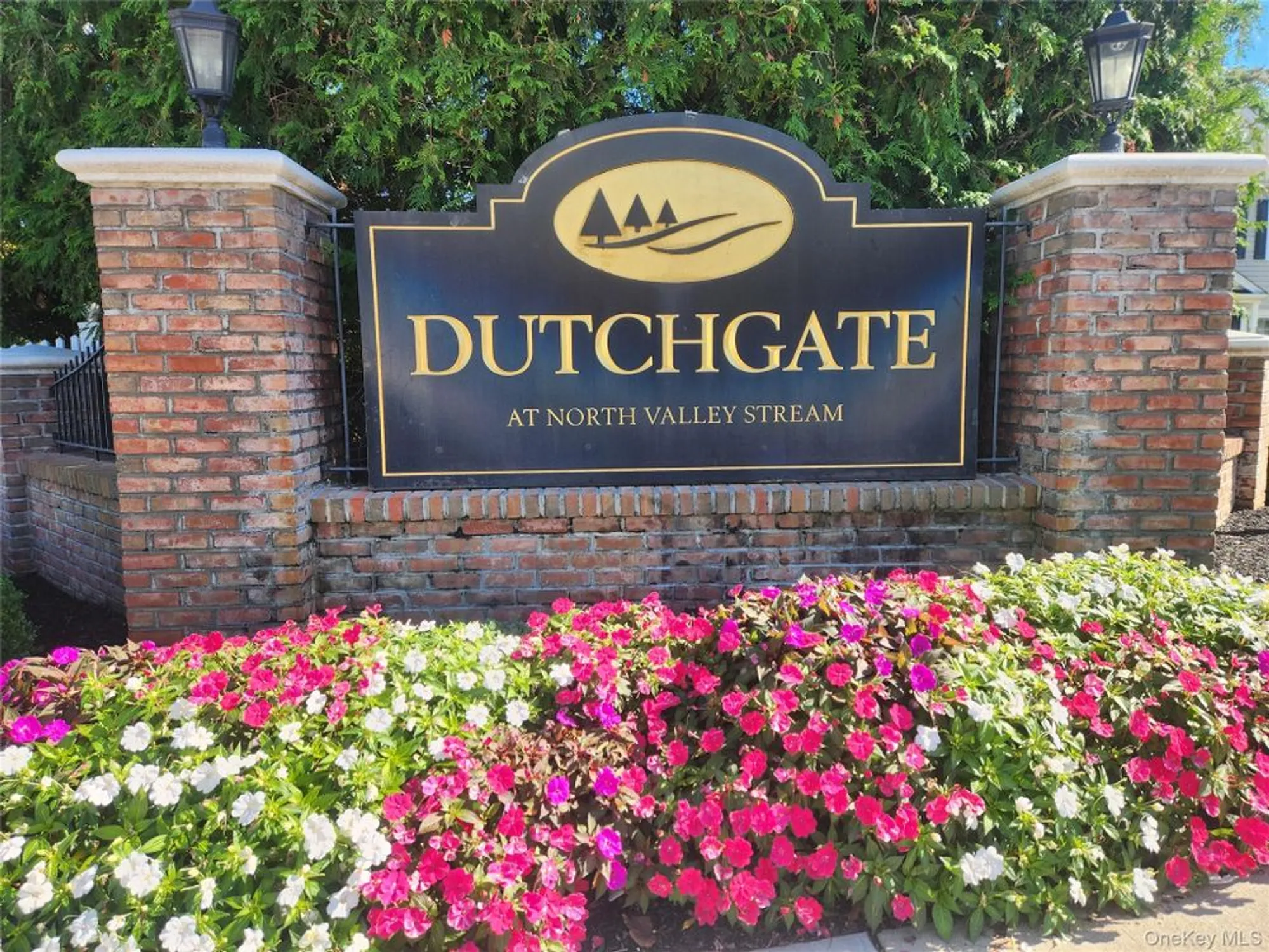 Property Slideshow image 37 of 39 | 1228 willow ln, Valley Stream, NY, 11580