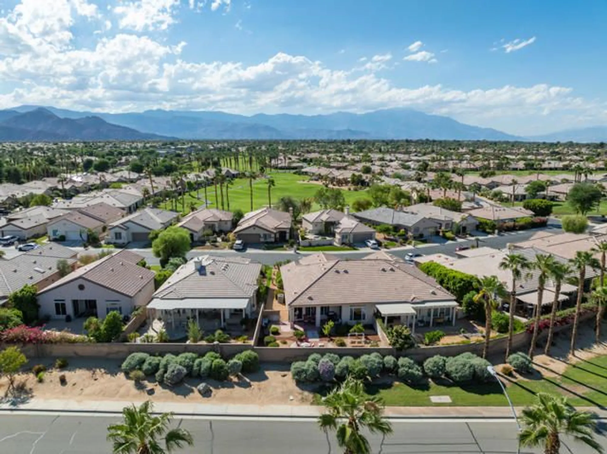 Property Slideshow image 47 of 65 | 43986 medinah dr, Indio, CA, 92201