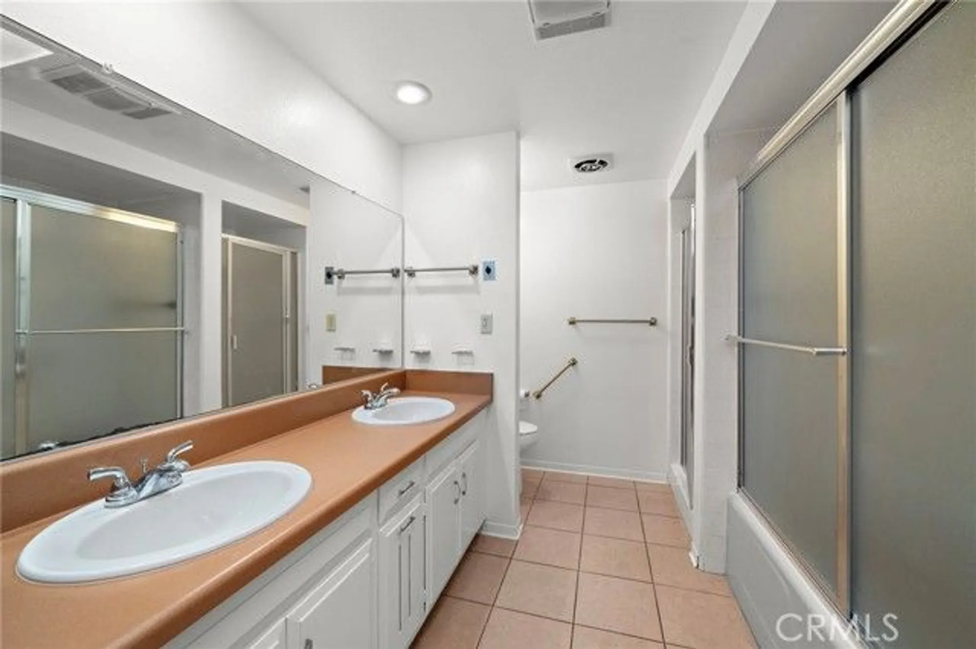 Property Slideshow image 13 of 35 | 2048 via mariposa e d, Laguna Woods, CA, 92637