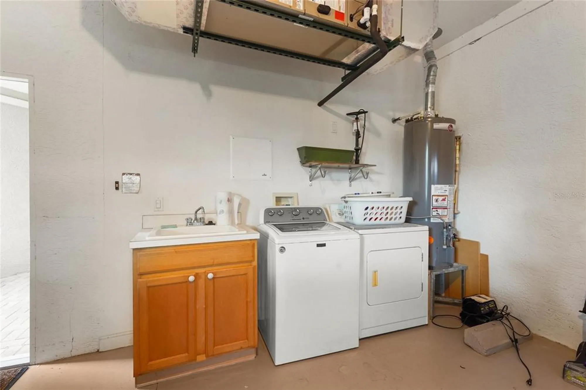 Property Slideshow image 30 of 54 | 4840 lakescene pl, Sarasota, FL, 34243