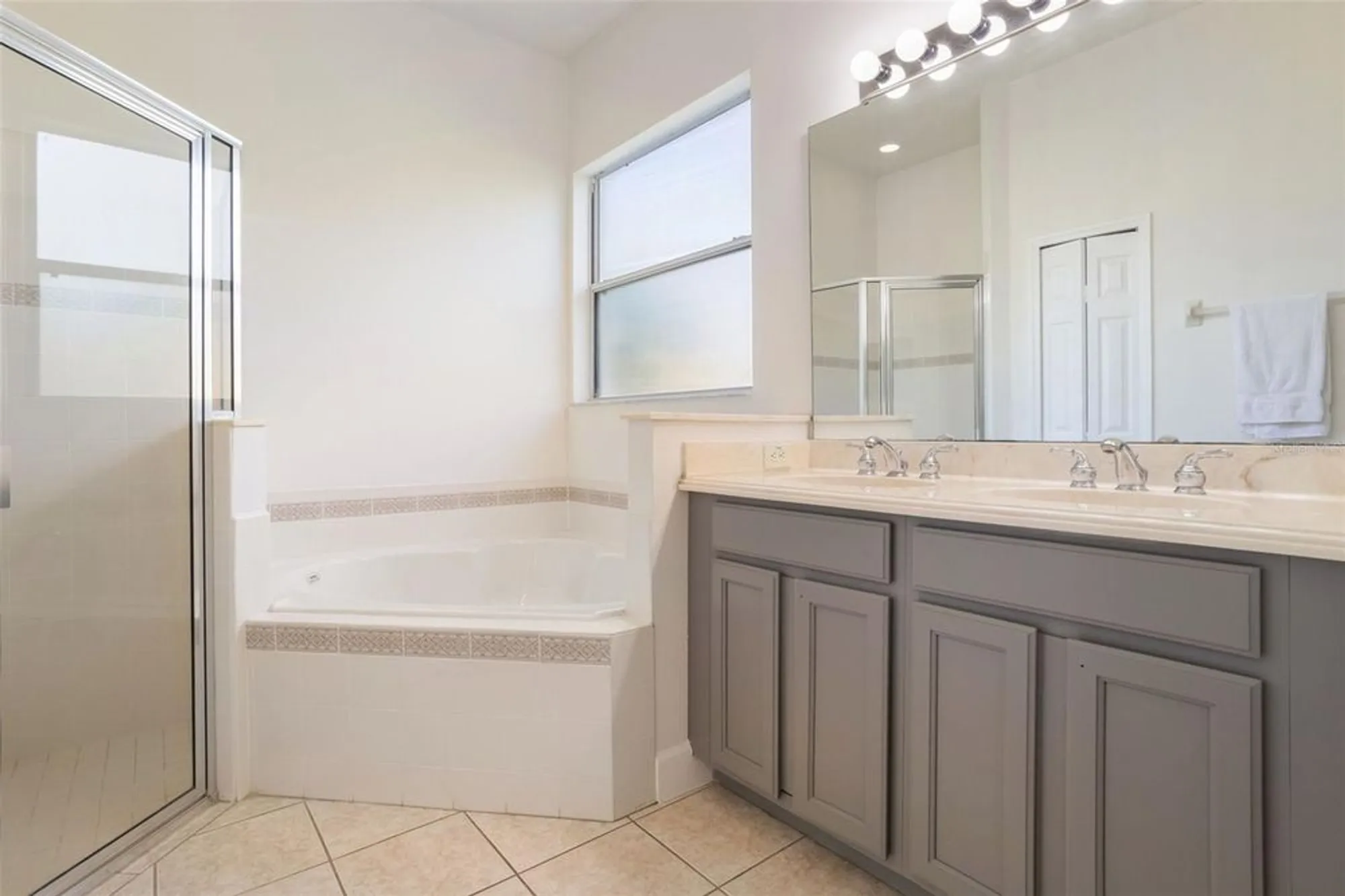 Property Slideshow image 24 of 50 | 103 crescent moon dr, Groveland, FL, 34736