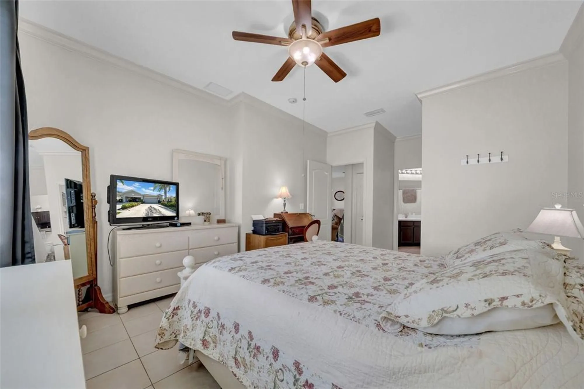Property Slideshow image 16 of 39 | 2082 sifield greens way # 3, Sun City Center, FL, 33573