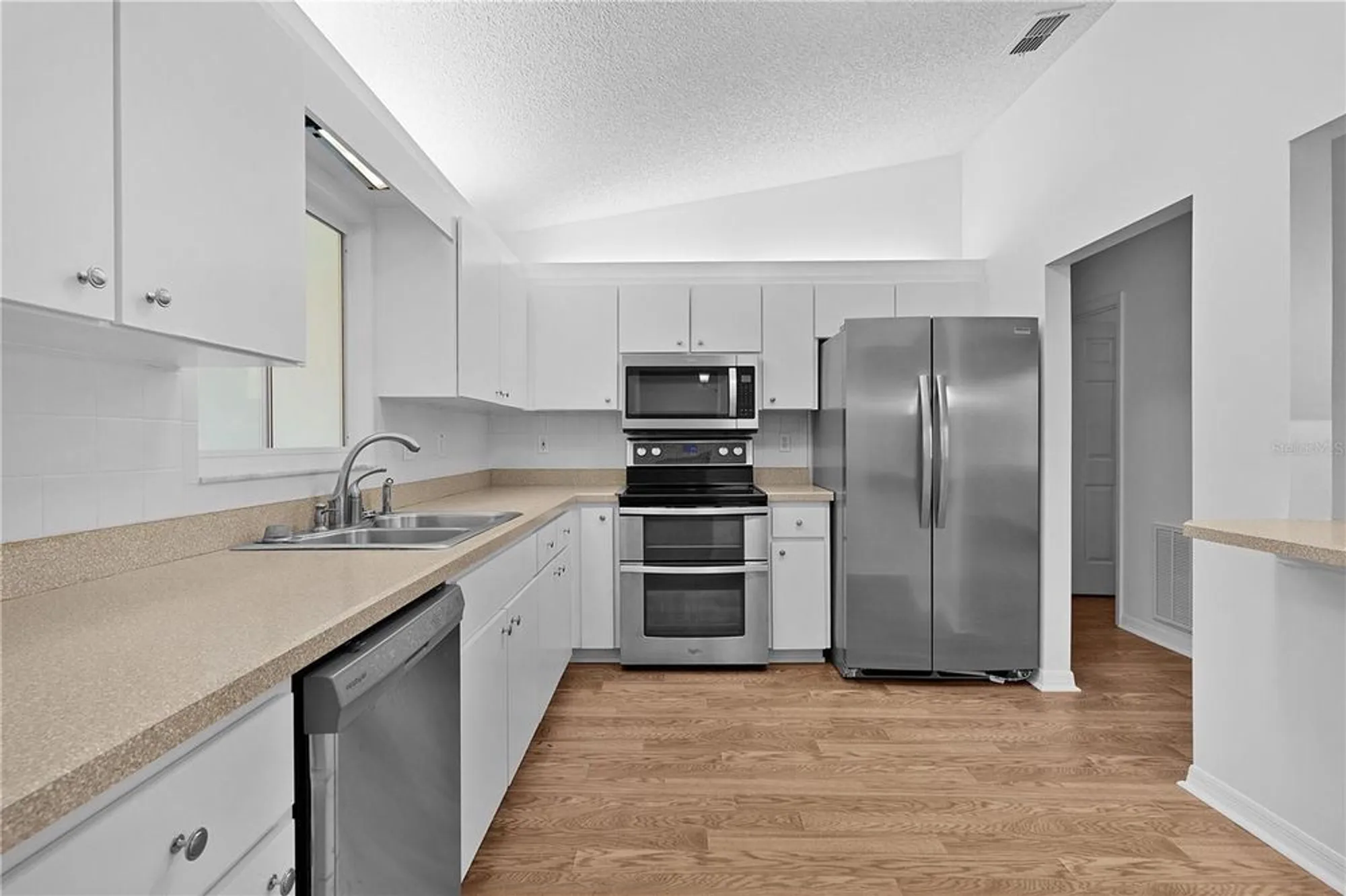 Property Slideshow image 6 of 36 | 9461 se 173rd ln, Summerfield, FL, 34491