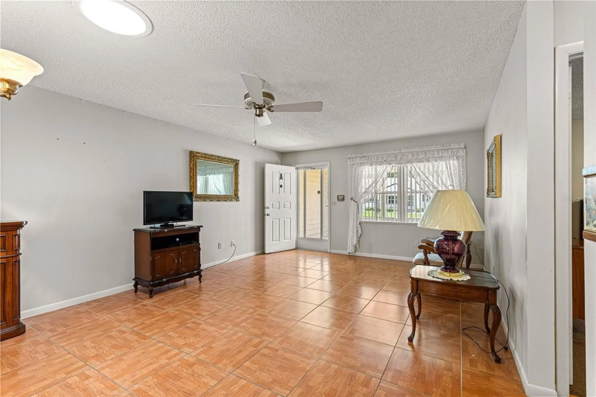 Property Slideshow image 11 of 37 | 8625 sw 94th ln a, Ocala, FL, 34481