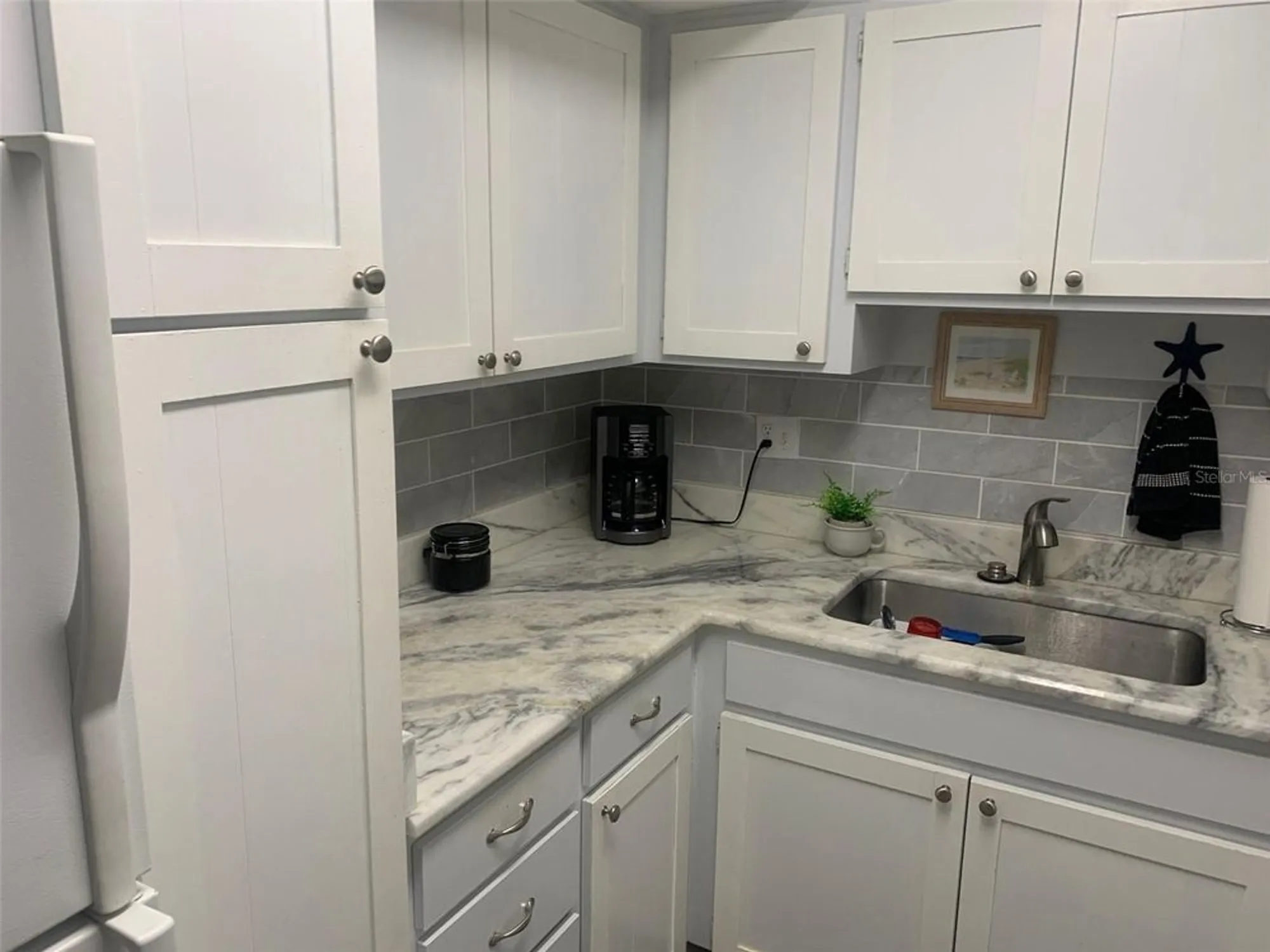 Property Slideshow image 10 of 15 | 2437 harbor blvd apt 215, Port Charlotte, FL, 33952