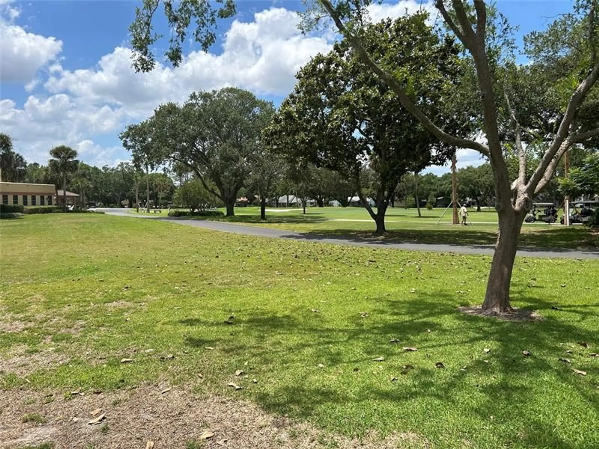 Property Slideshow image 4 of 10 | 867 cortez ave, The Villages, FL, 32159