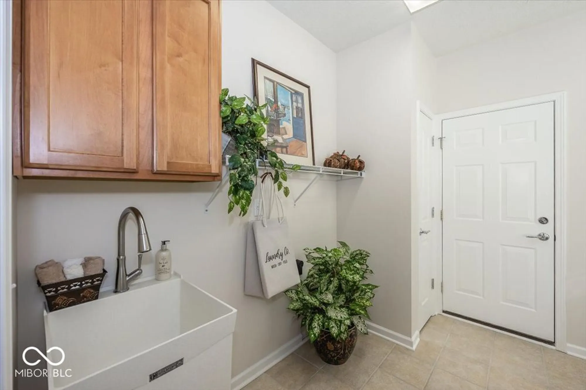 Property Slideshow image 42 of 54 | 12926 venito trl, Fishers, IN, 46037