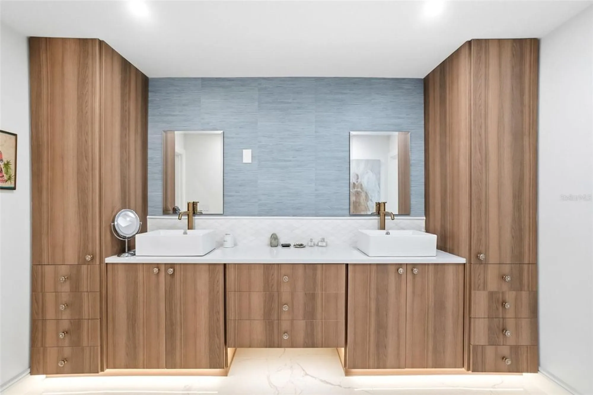 Property Slideshow image 38 of 66 | 1660 pine harrier cir, Sarasota, FL, 34231