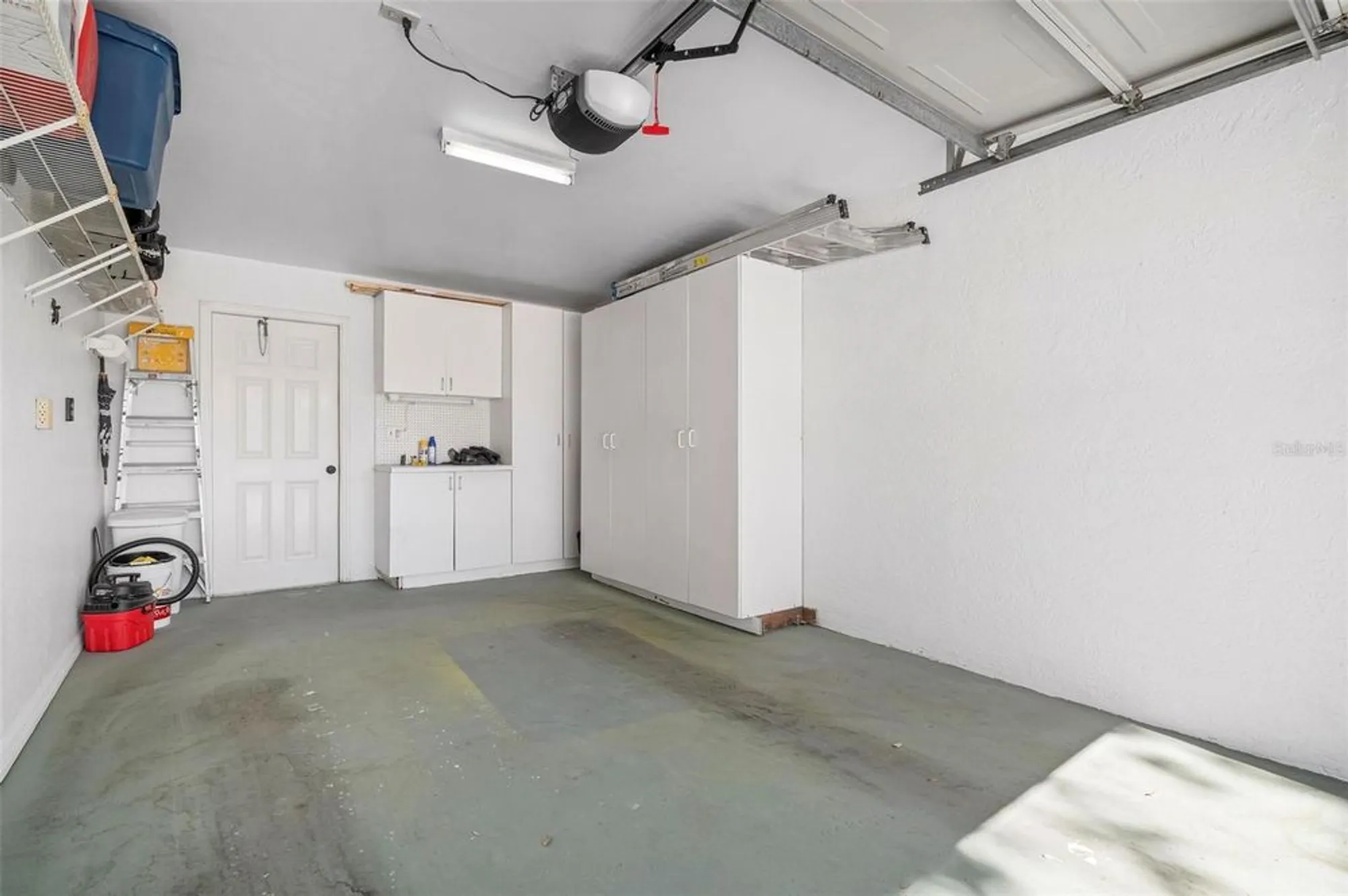 Property Slideshow image 37 of 48 | 6609 stone river rd 206, Bradenton, FL, 34203