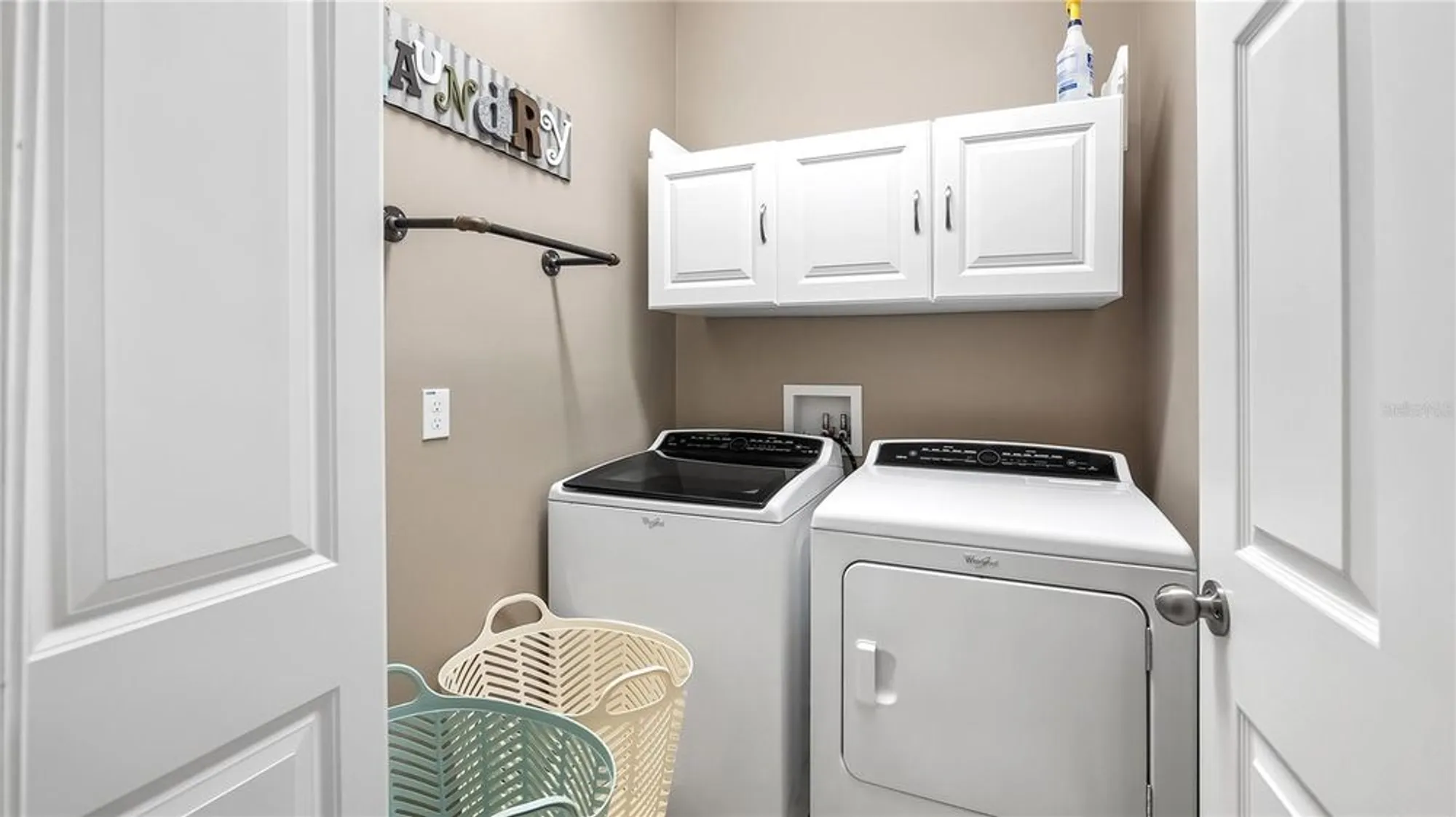 Property Slideshow image 16 of 47 | 26747 white plains way, Leesburg, FL, 34748