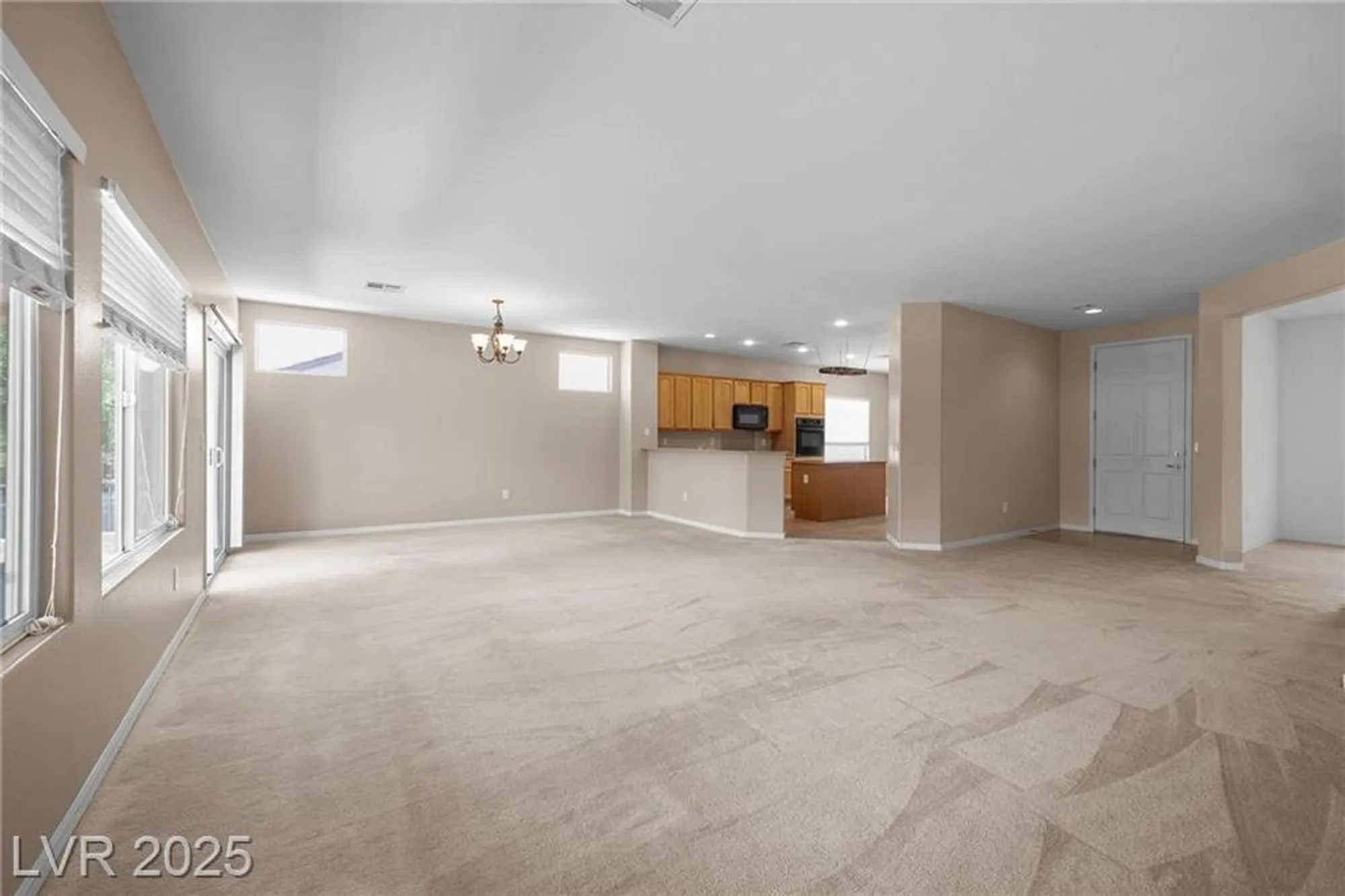 Property Slideshow image 9 of 37 | 2131 waterton rivers dr, Henderson, NV, 89044
