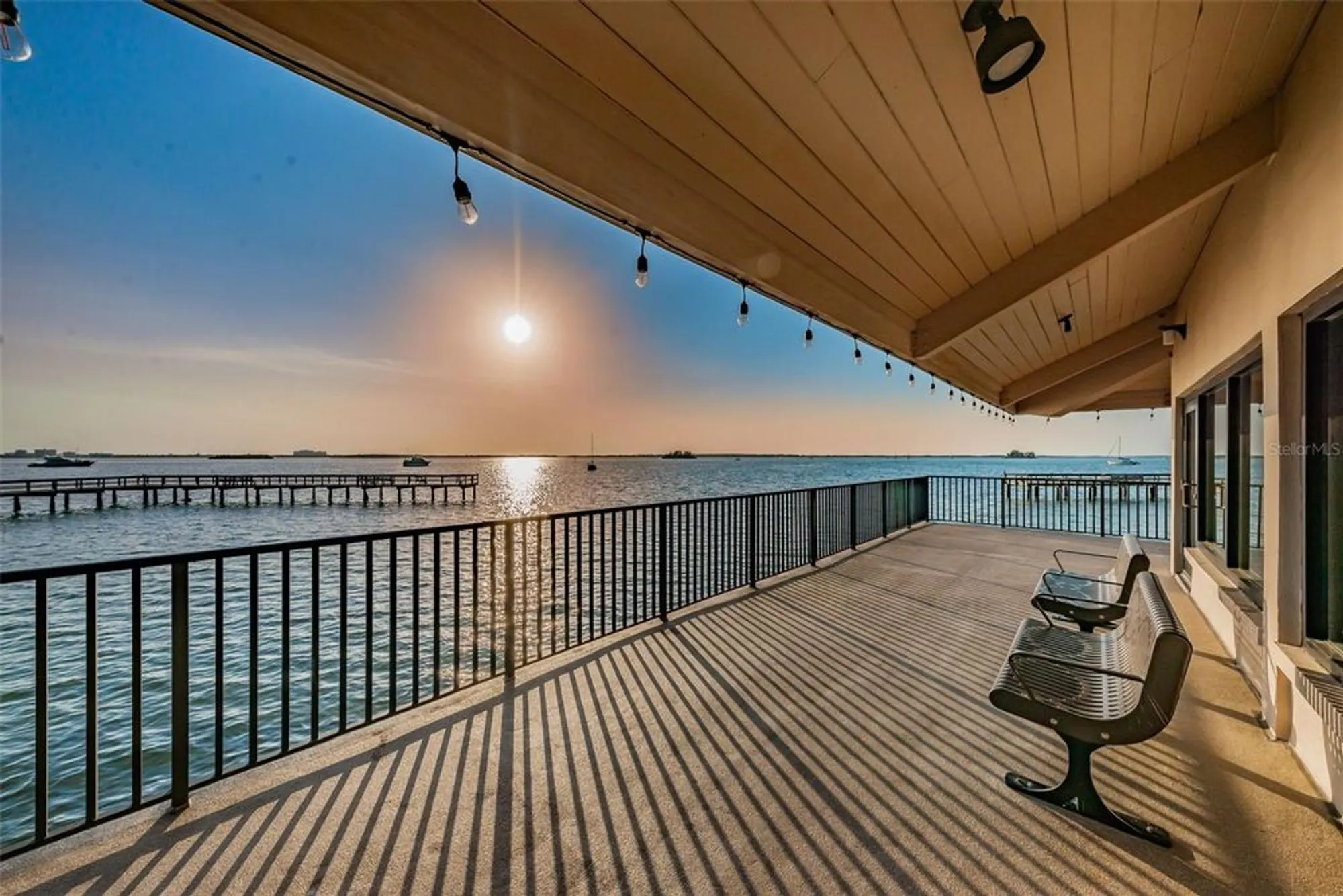 Property Slideshow image 20 of 23 | 634 edgewater dr 348, Dunedin, FL, 34698