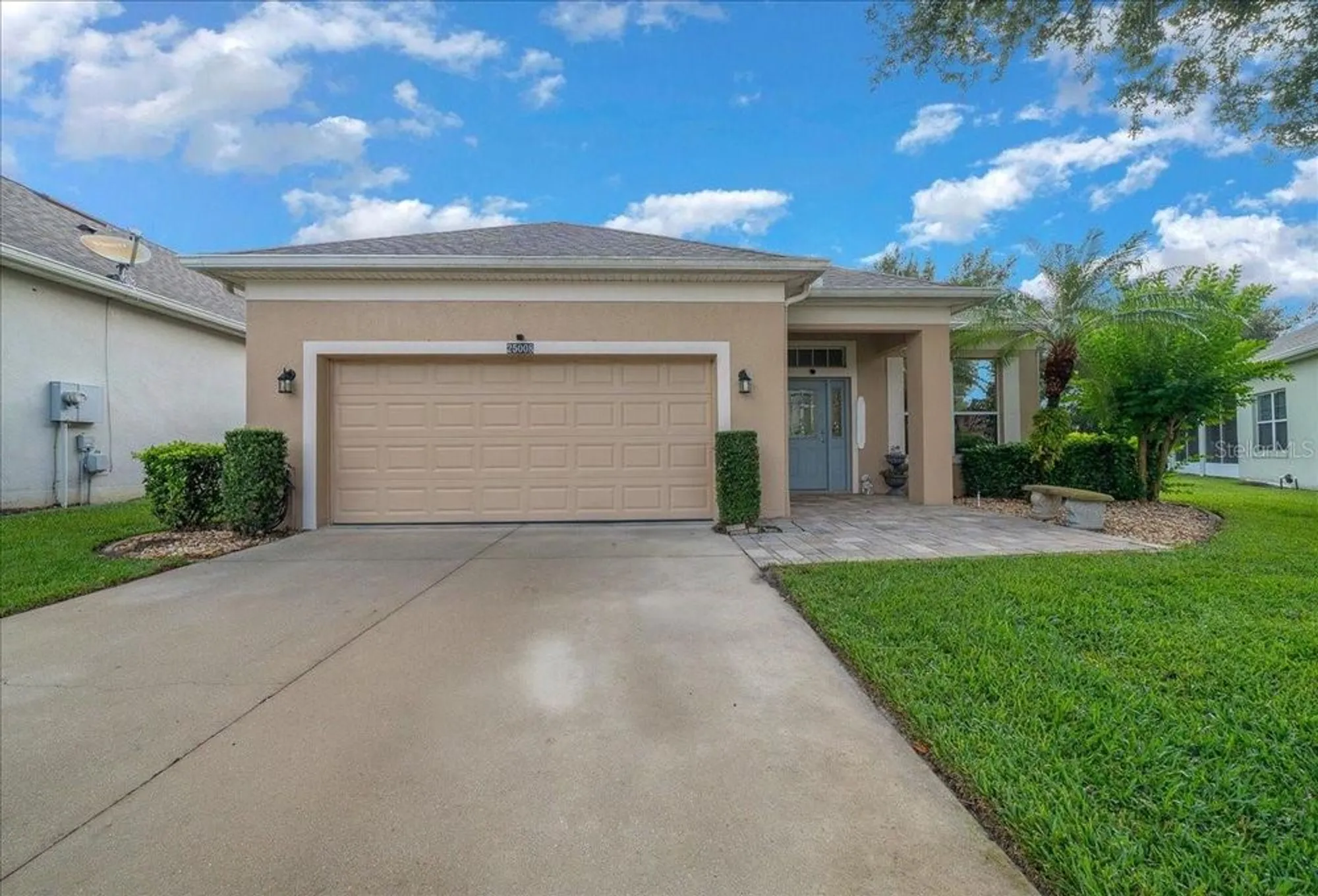 Property Slideshow image 5 of 58 | 25008 cypress pond ct, Leesburg, FL, 34748