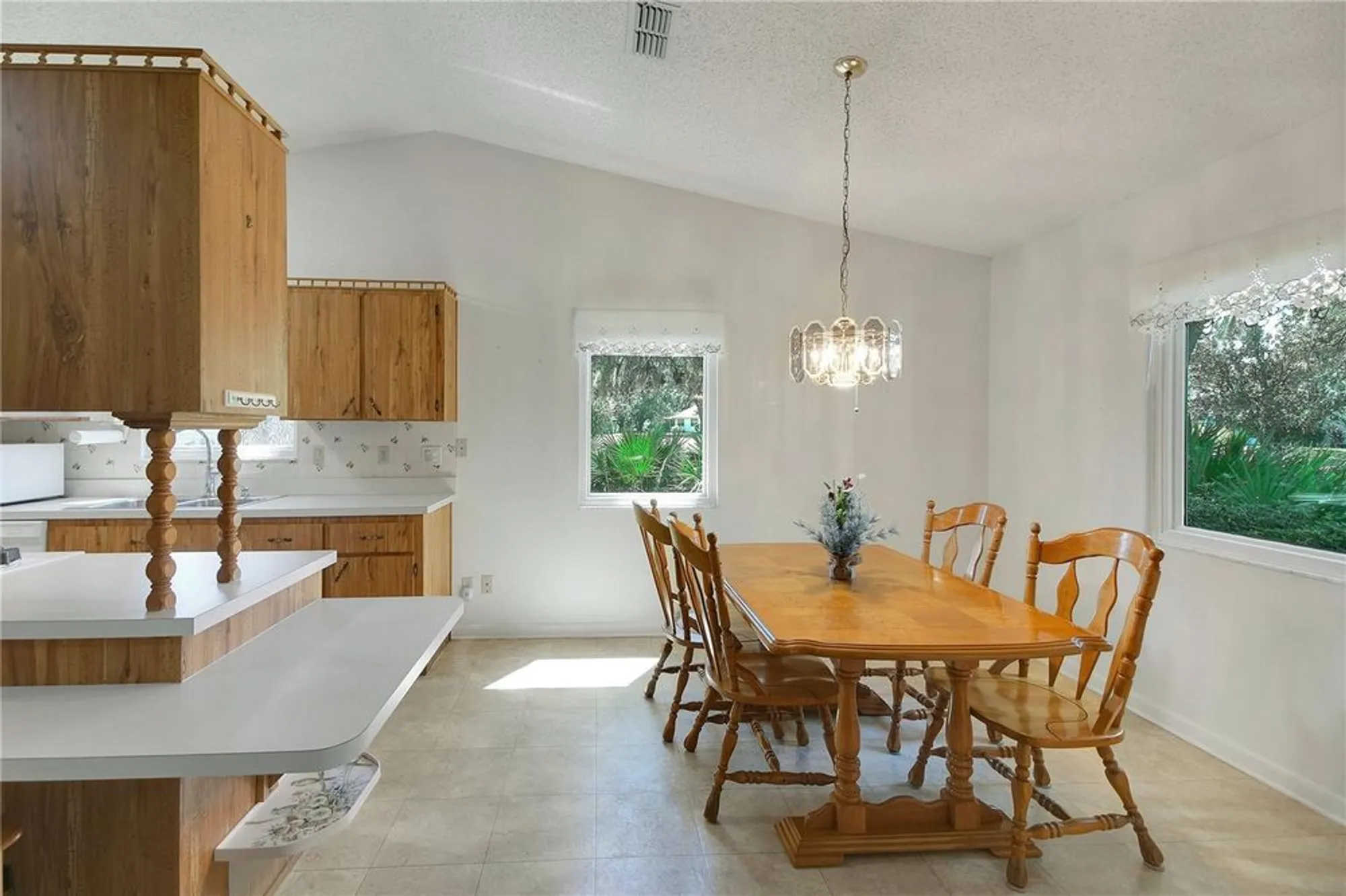 Property Slideshow image 20 of 63 | 610 fannich ct, Leesburg, FL, 34788