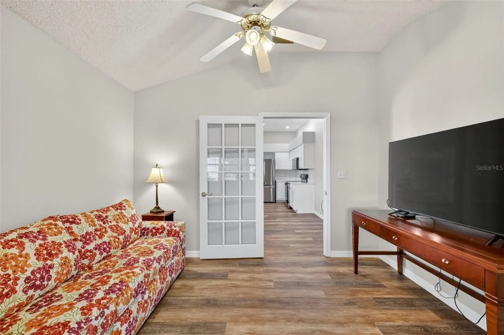 Property Slideshow image 23 of 35 | 511 loma paseo dr, The Villages, FL, 32159
