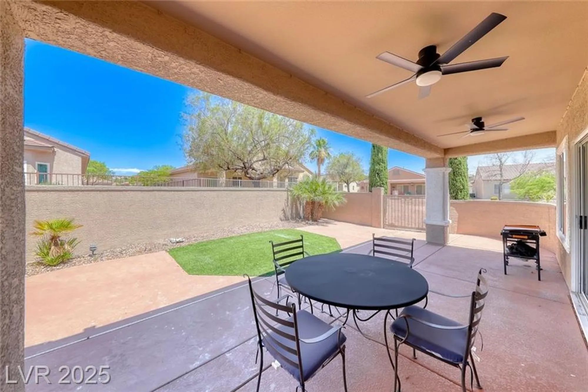 Property Slideshow image 39 of 50 | 3001 walnut park ct, Henderson, NV, 89052