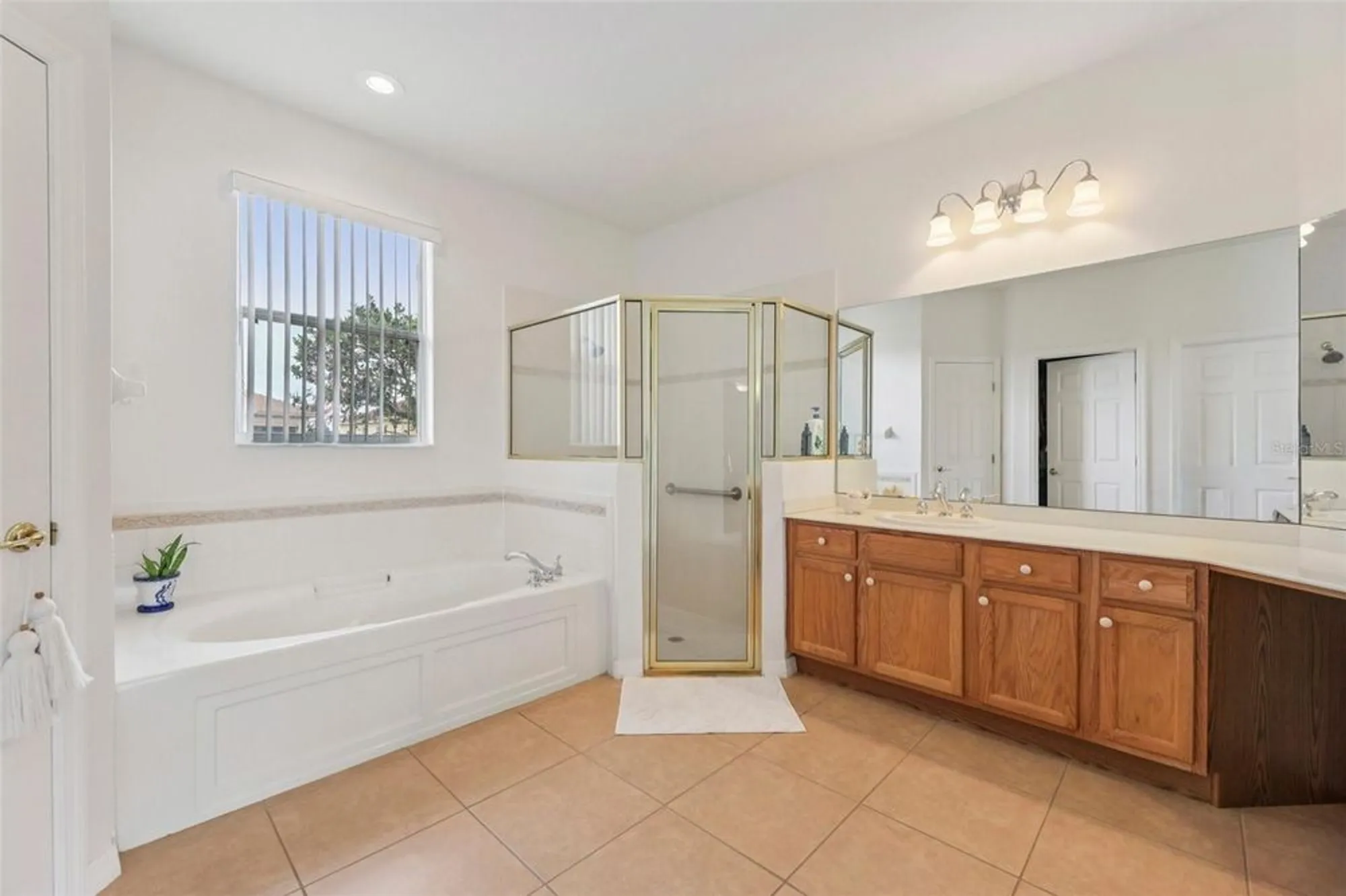 Property Slideshow image 14 of 26 | 448 sorrento rd, Kissimmee, FL, 34759