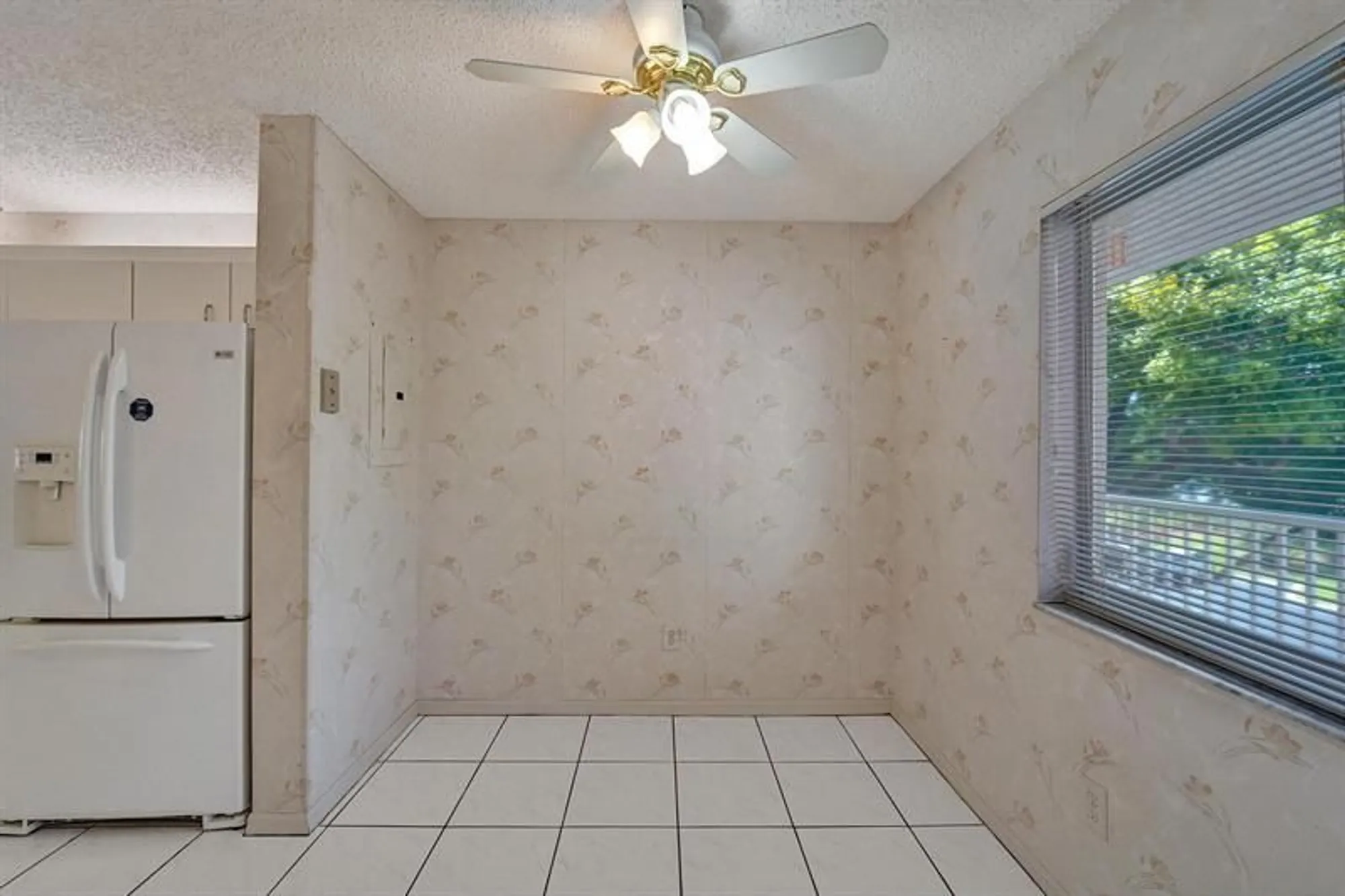 Property Slideshow image 15 of 61 | 9587 weldon cir apt b312, Fort Lauderdale, FL, 33321