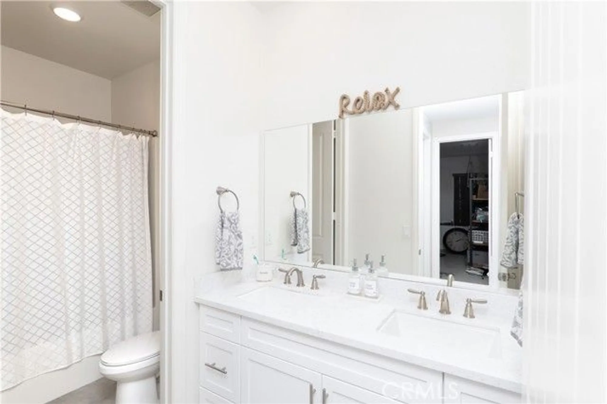 Property Slideshow image 26 of 54 | 24560 acadia dr, Corona, CA, 92883