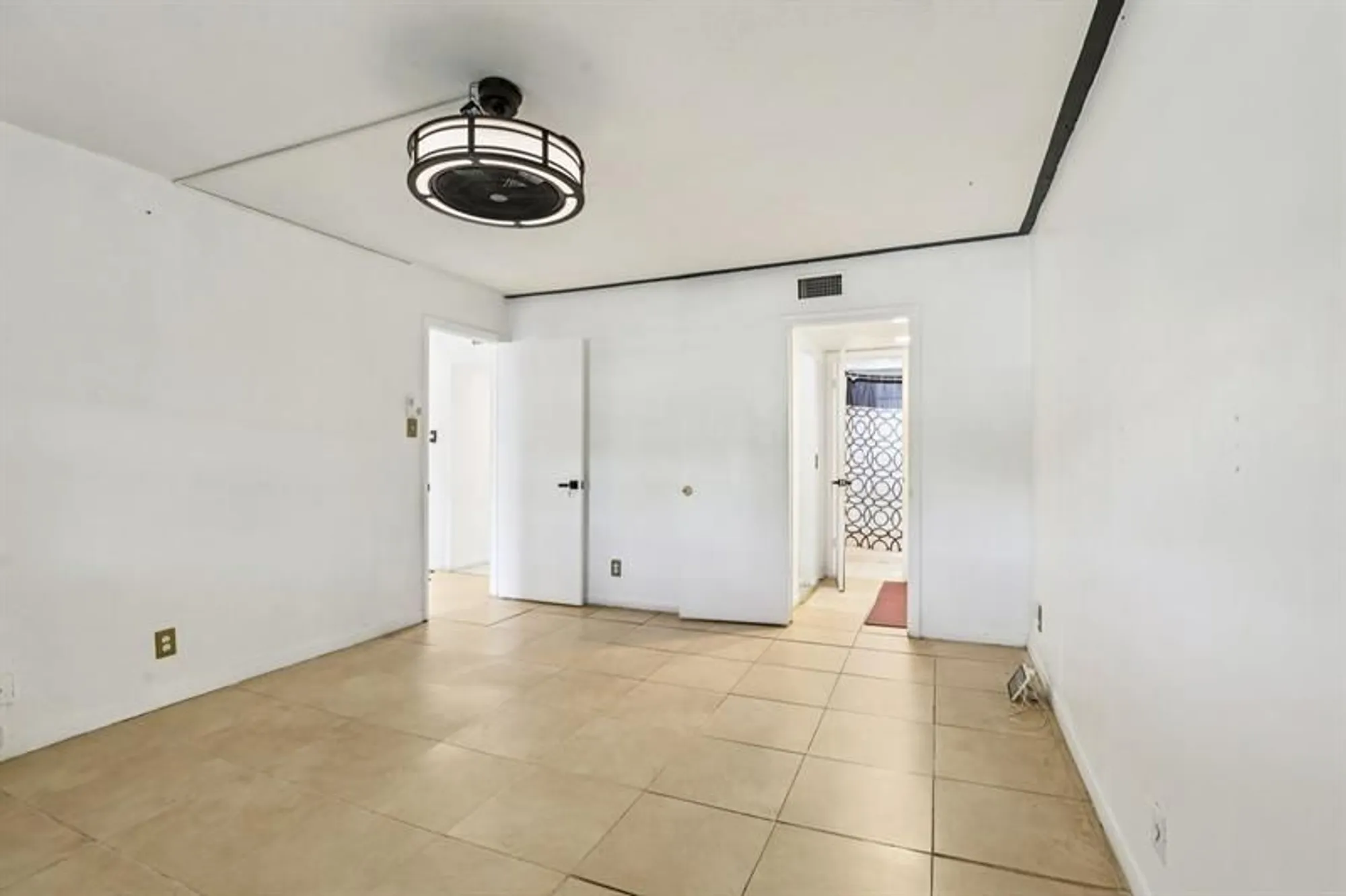 Property Slideshow image 24 of 32 | 7897 golf circle dr apt 107, Margate, FL, 33063