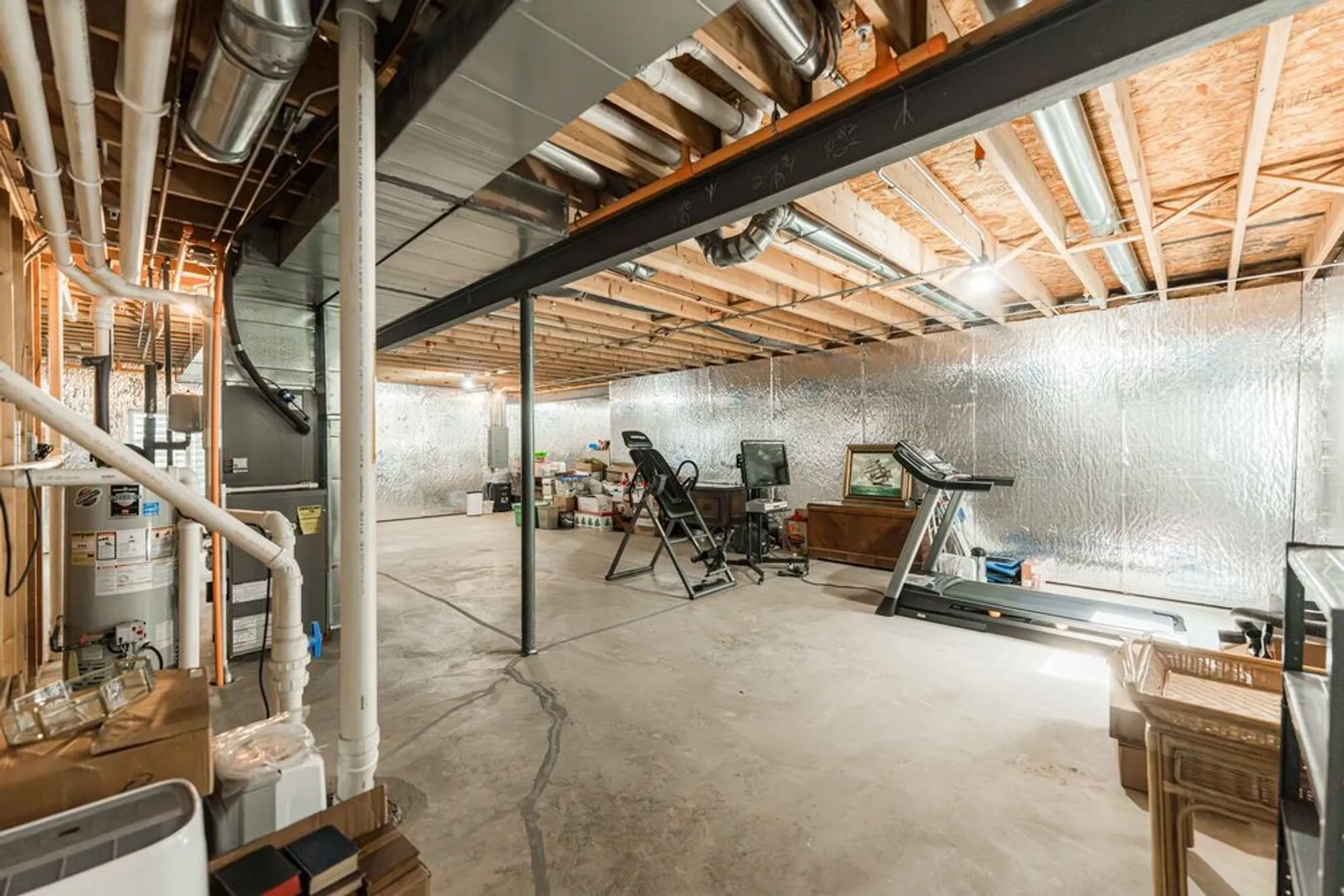 Property Slideshow image 28 of 61 | 13184 oakwood ave, Huntley, IL, 60142