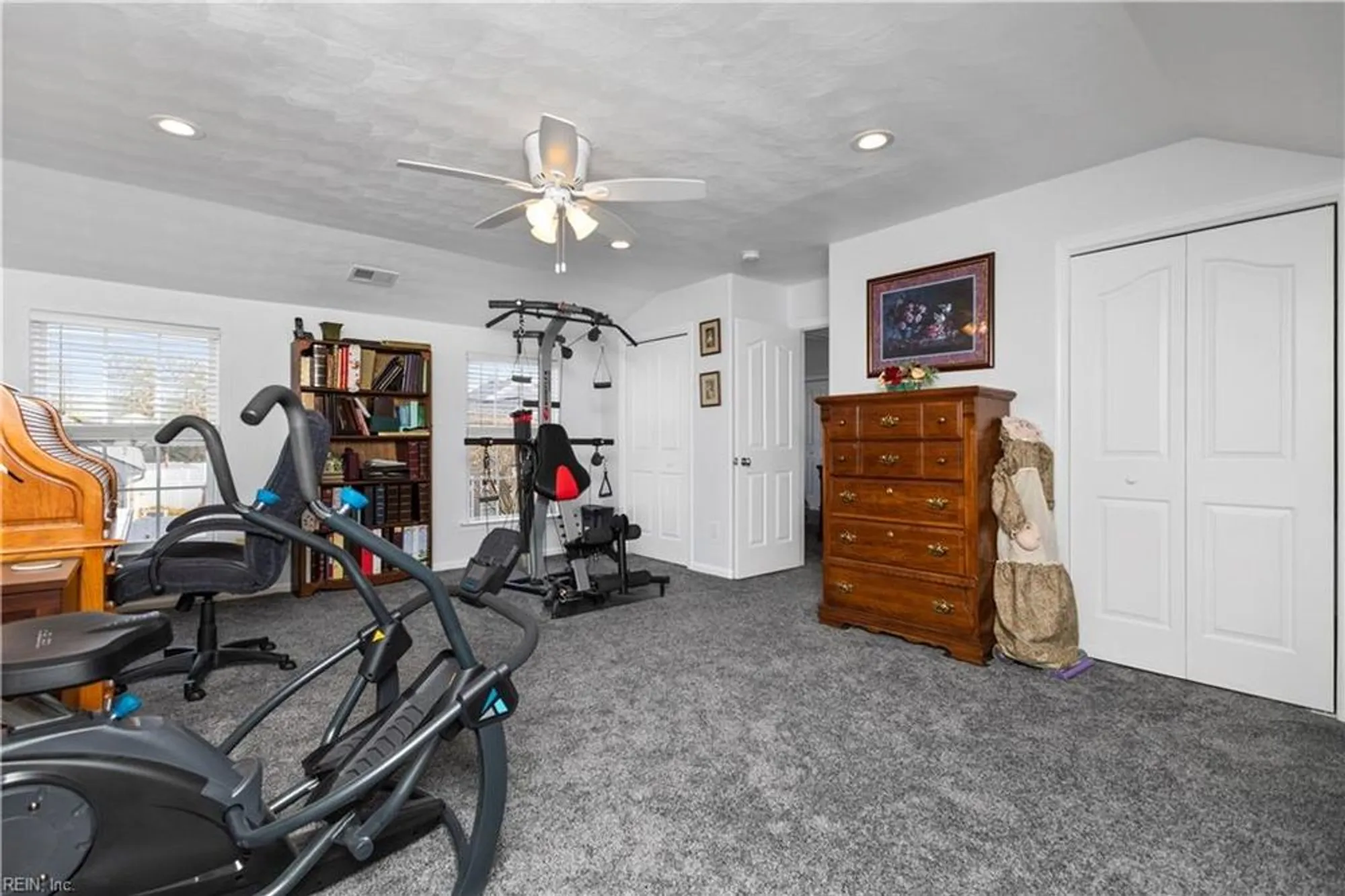 Property Slideshow image 40 of 45 | 1134 alexandria ln, Chesapeake, VA, 23320
