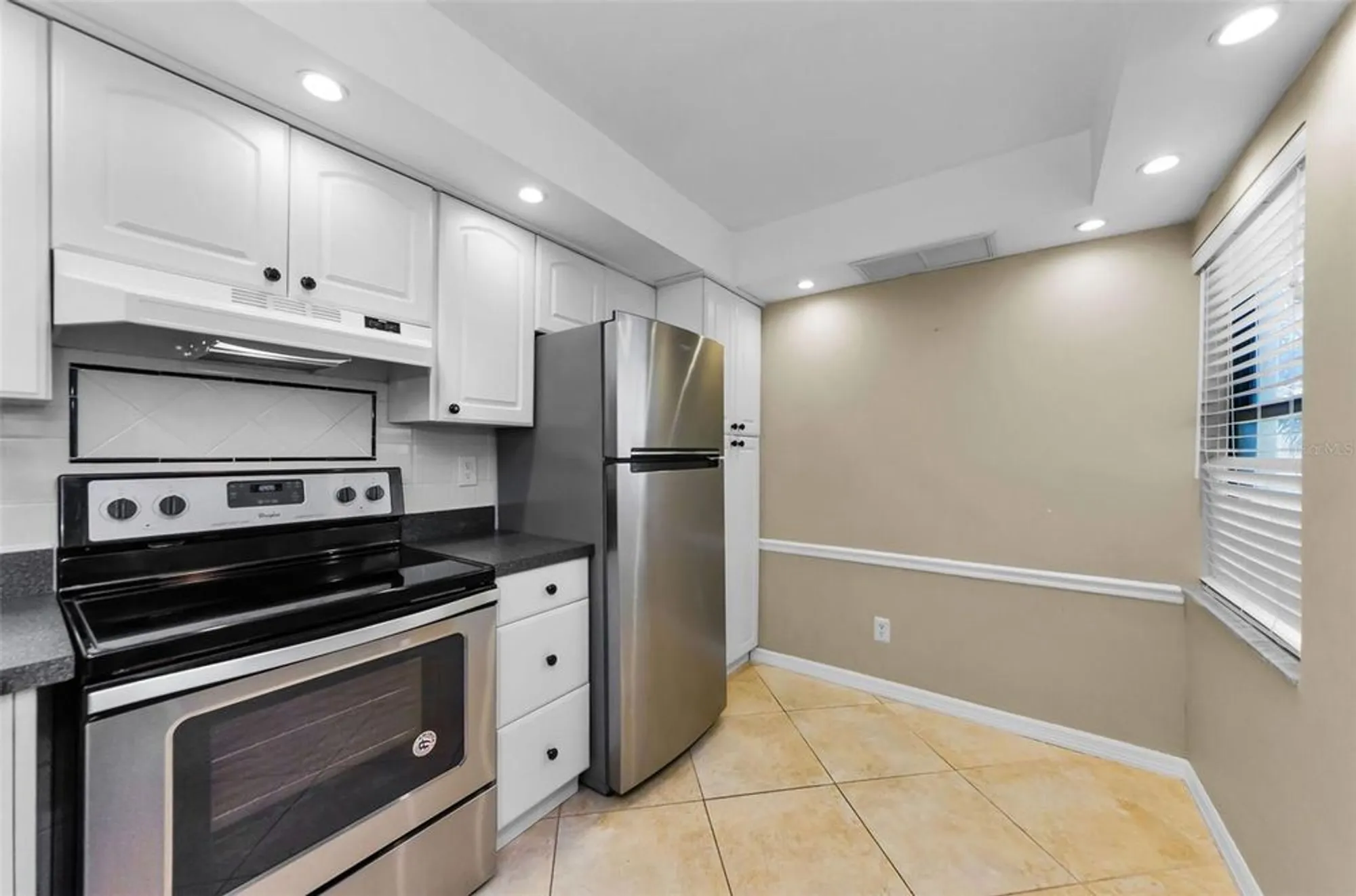 Property Slideshow image 16 of 49 | 14130 rosemary ln apt 3306, Largo, FL, 33774