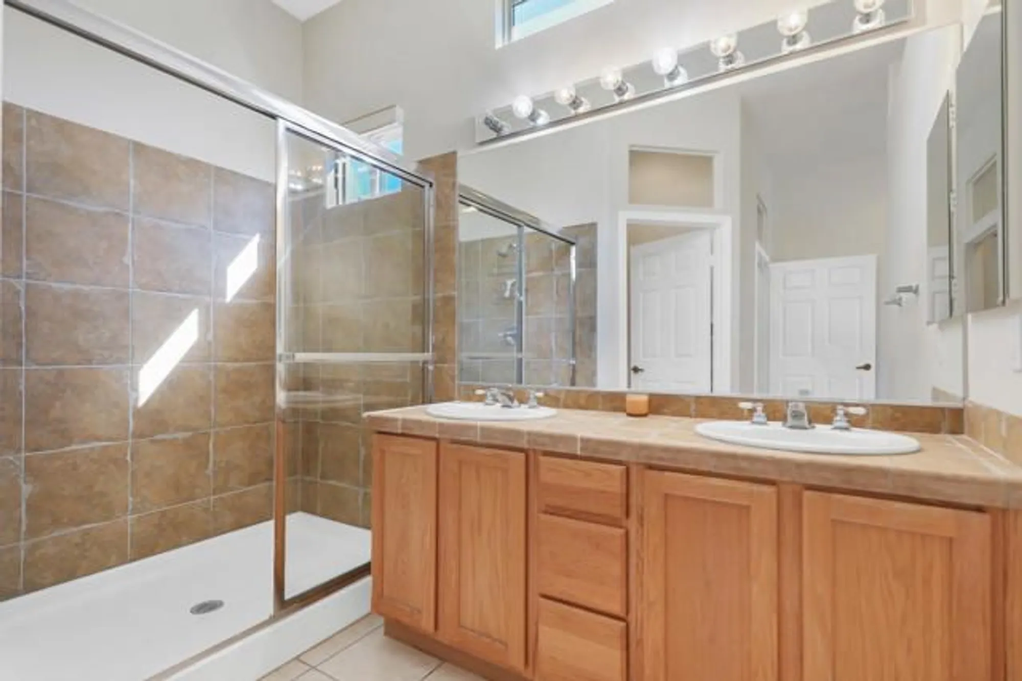 Property Slideshow image 20 of 31 | 80179 royal birkdale dr, Indio, CA, 92201
