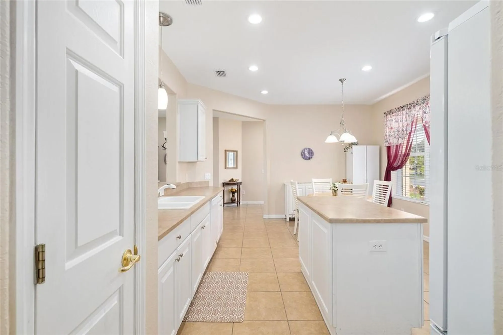 Property Slideshow image 13 of 68 | 8865 se 119th st, Summerfield, FL, 34491