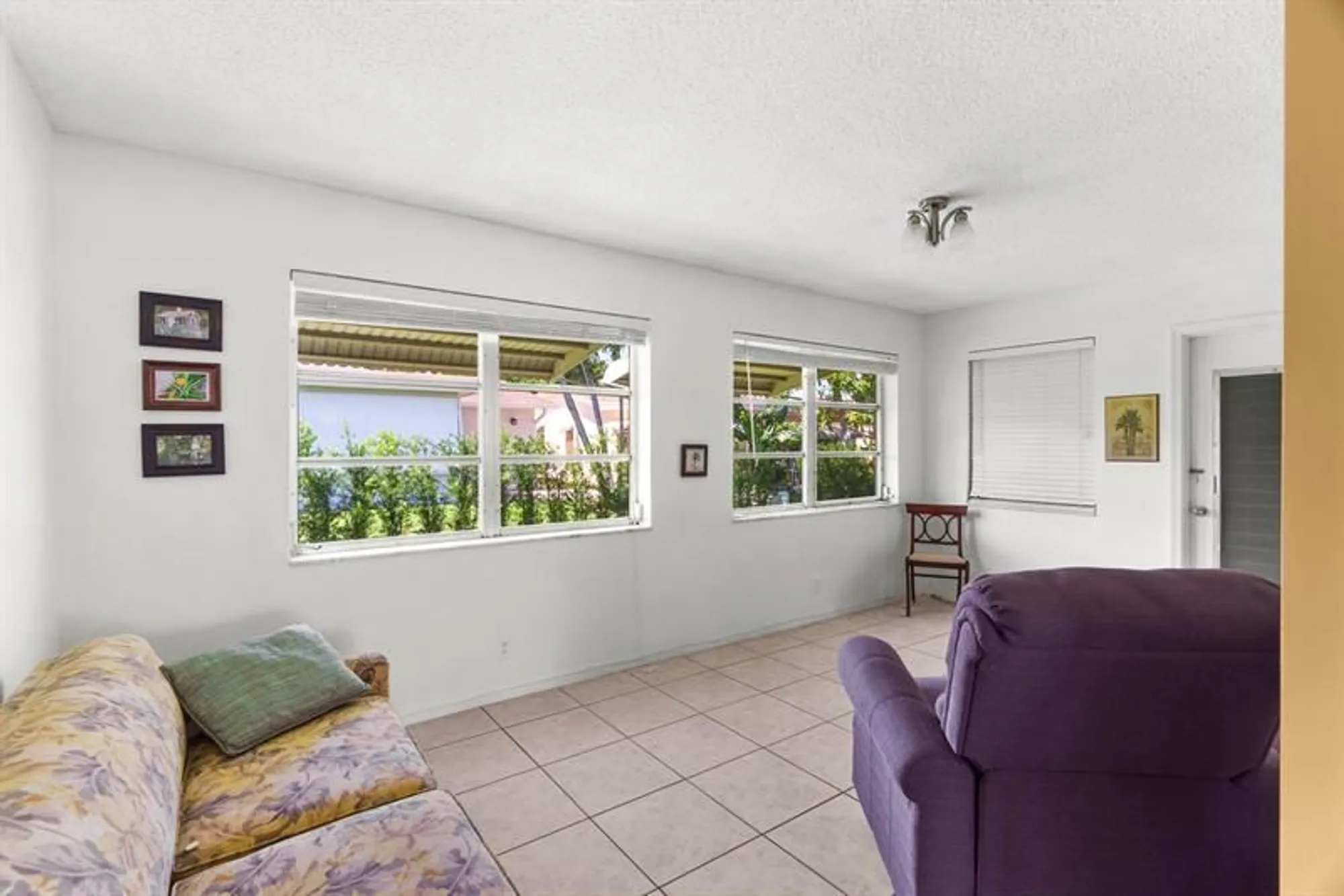 Property Slideshow image 17 of 35 | 4510 nw 49th ct, Tamarac, FL, 33319