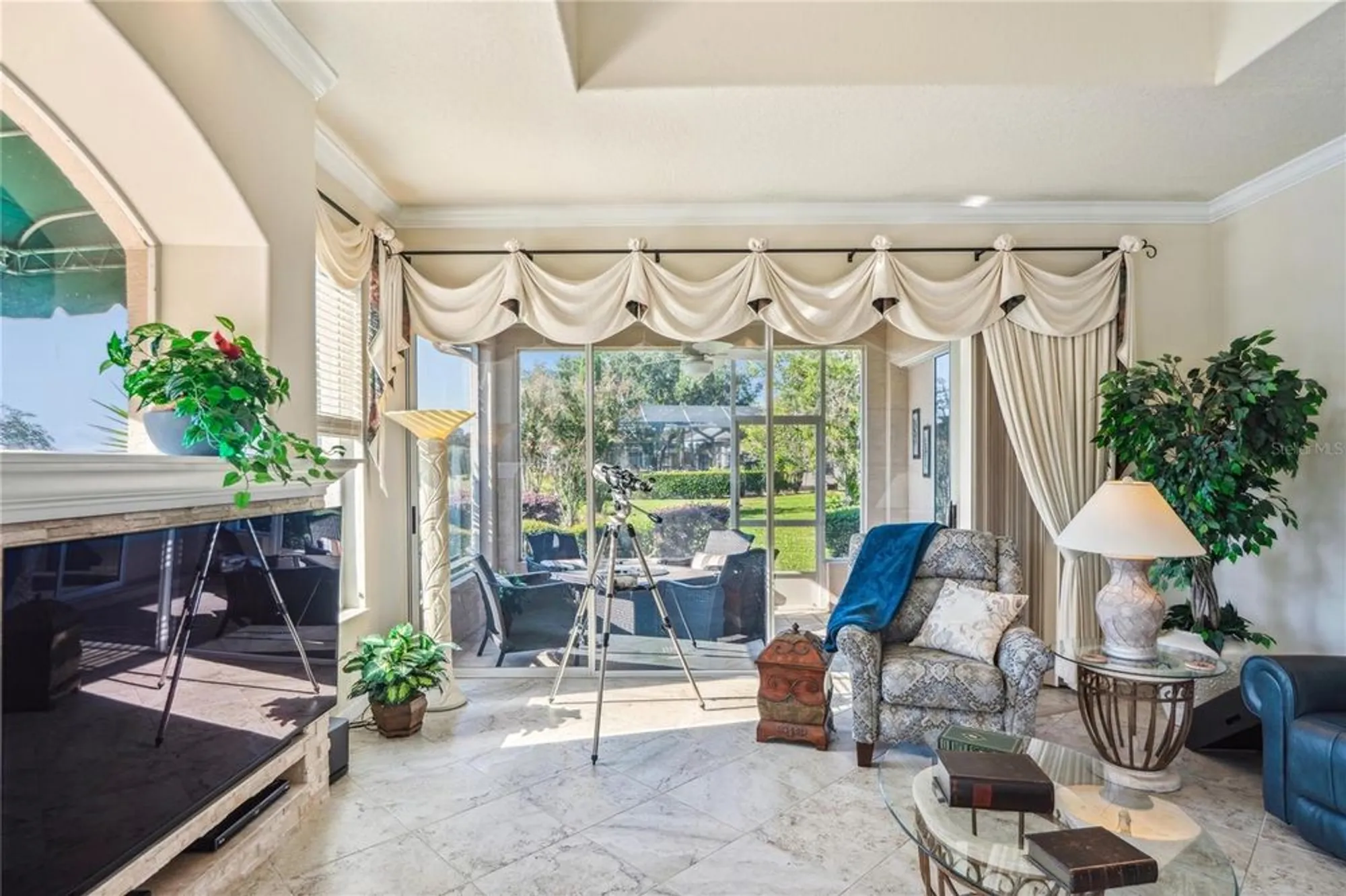 Property Slideshow image 9 of 100 | 9298 grand cypress dr, Weeki Wachee, FL, 34613