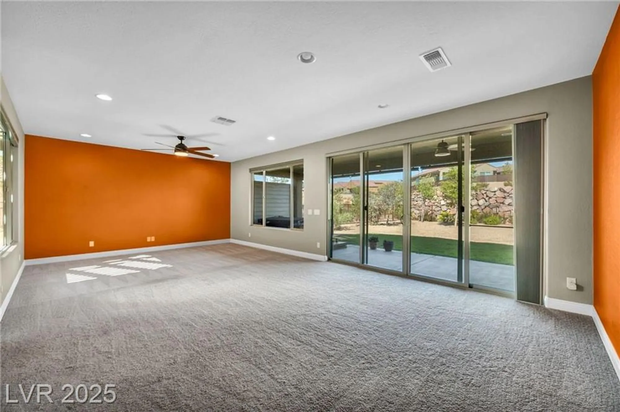 Property Slideshow image 13 of 83 | 906 majestic vw, Mesquite, NV, 89034