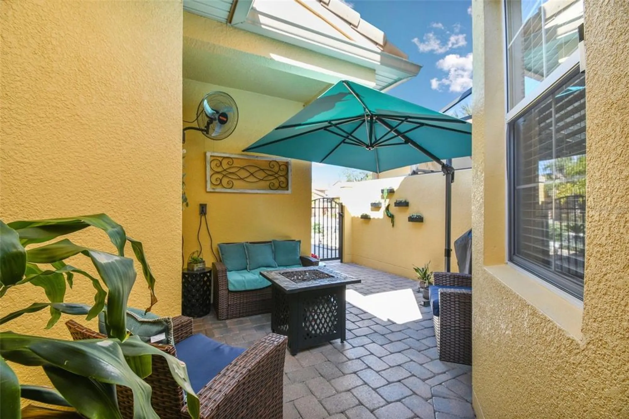 Property Slideshow image 6 of 54 | 2448 palm tree dr, Kissimmee, FL, 34759