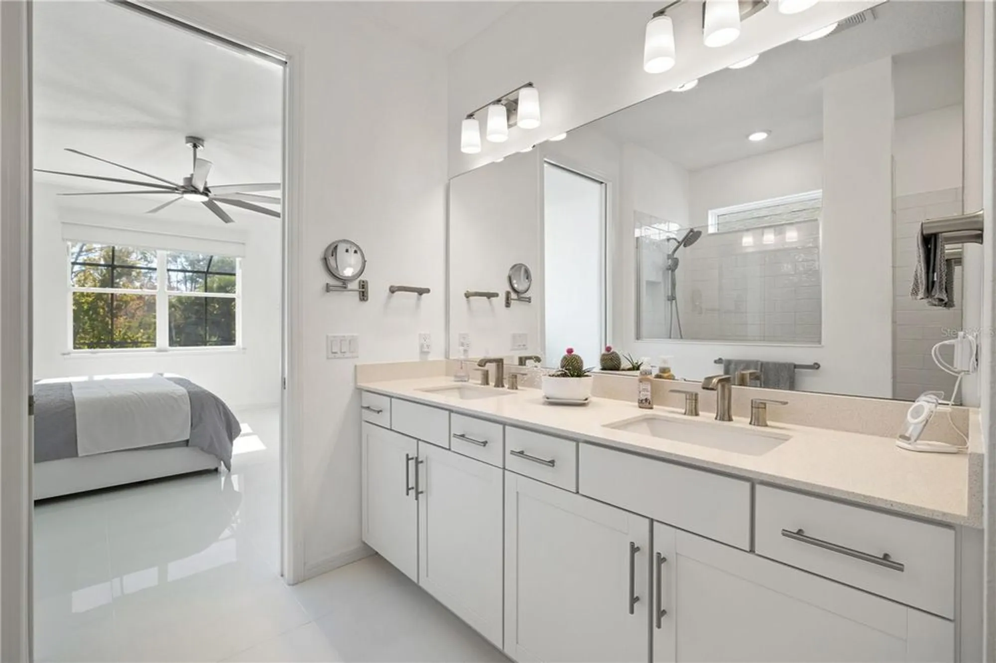 Property Slideshow image 21 of 70 | 15162 canopy cove dr, Winter Garden, FL, 34787