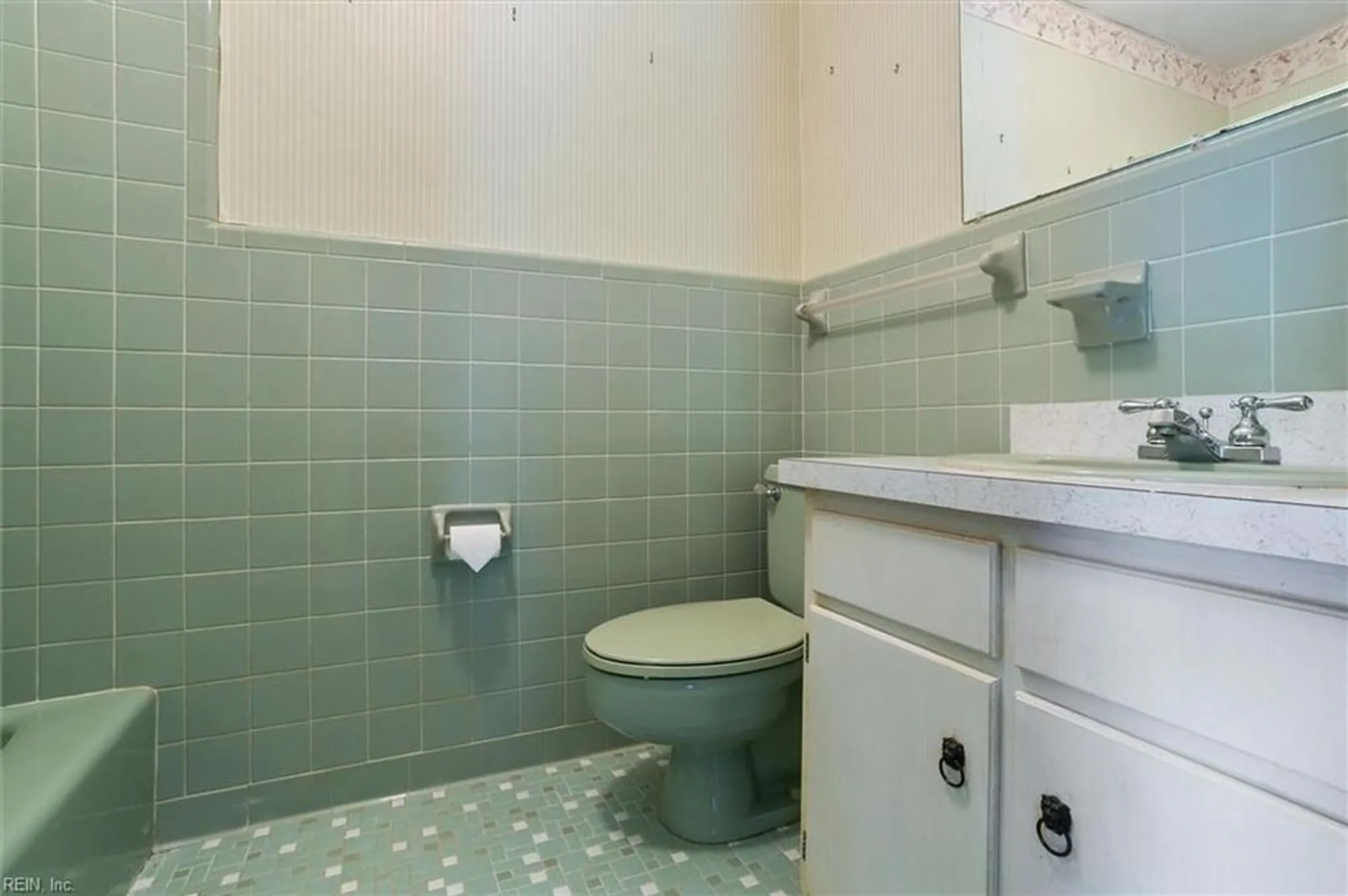 Property Slideshow image 23 of 36 | 5 hampton ky, Williamsburg, VA, 23185