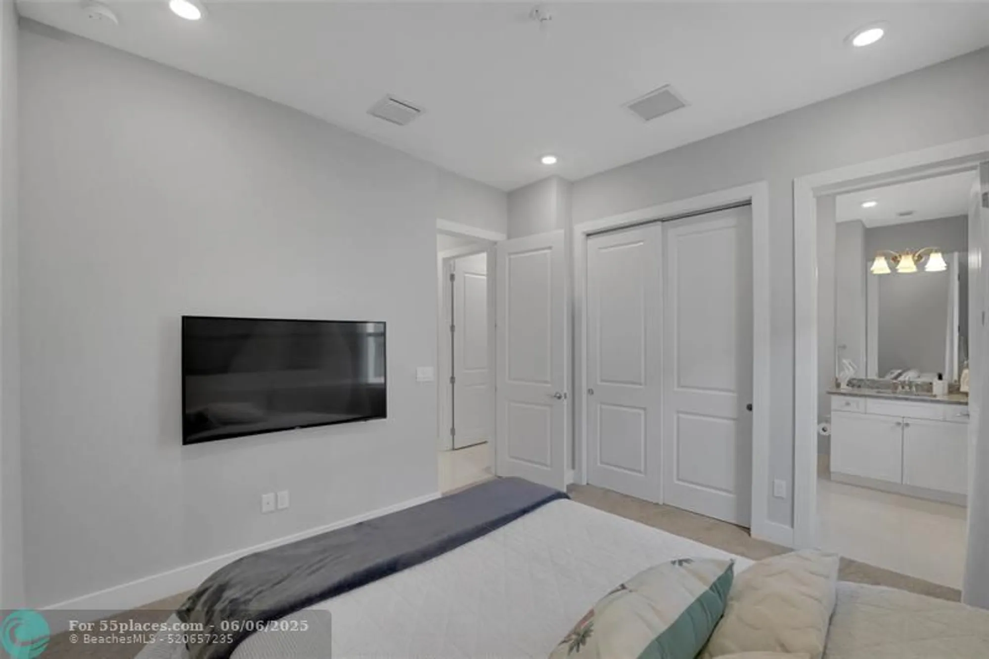 Property Slideshow image 12 of 43 | 15798 cresswind pl, Loxahatchee, FL, 33470