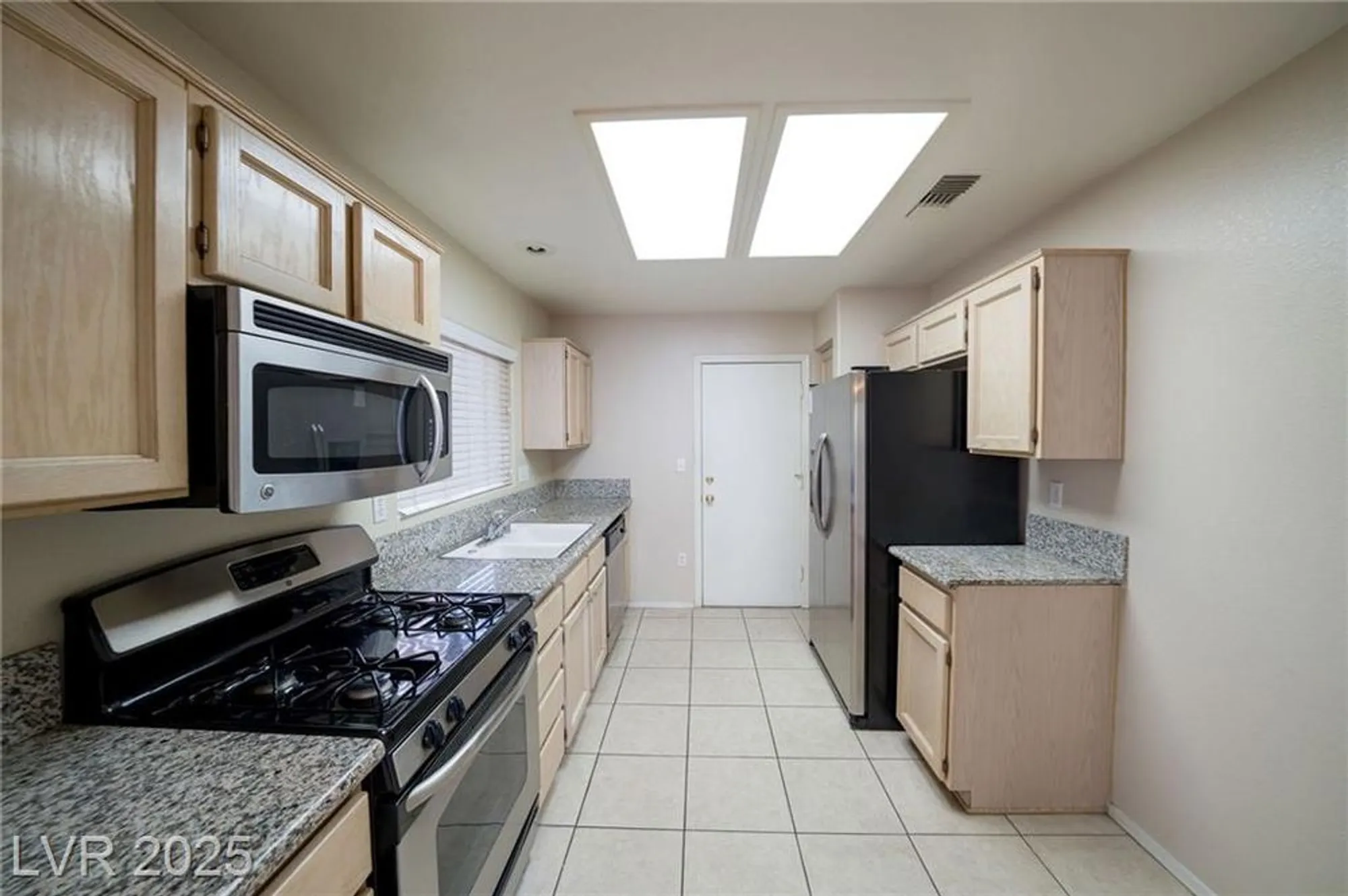 Property Slideshow image 11 of 30 | 9908 bundella dr, Las Vegas, NV, 89134